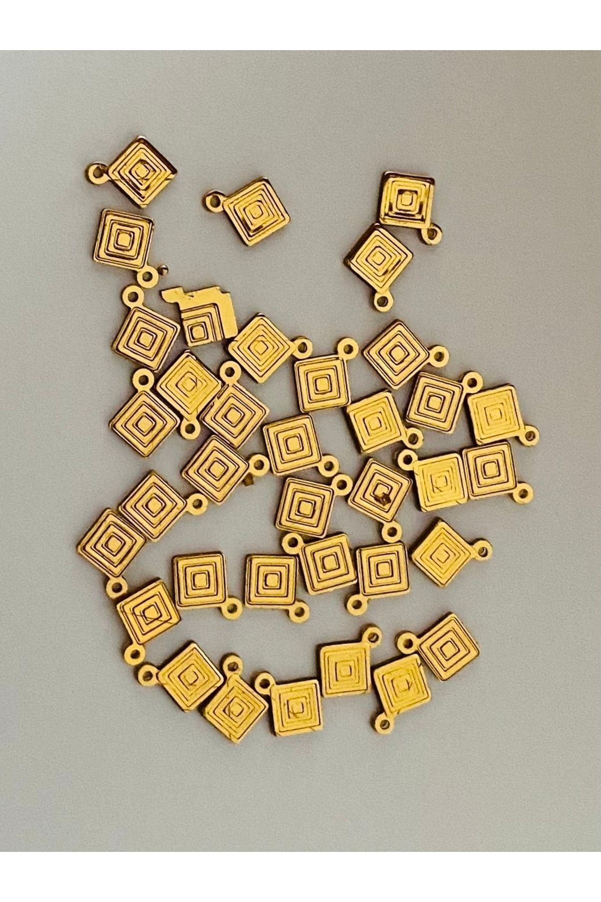 Oya, Abiye, Halhal, Bileklik, Kolye Vb. Pleksi Desenli Kare Plastik El Işleme Pul. 20gr. Gold.