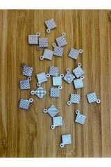 Oya, Abiye, Halhal, Bileklik, Kolye Vb. Pleksi Desenli Kare Pul. 20gr. Gümüş.