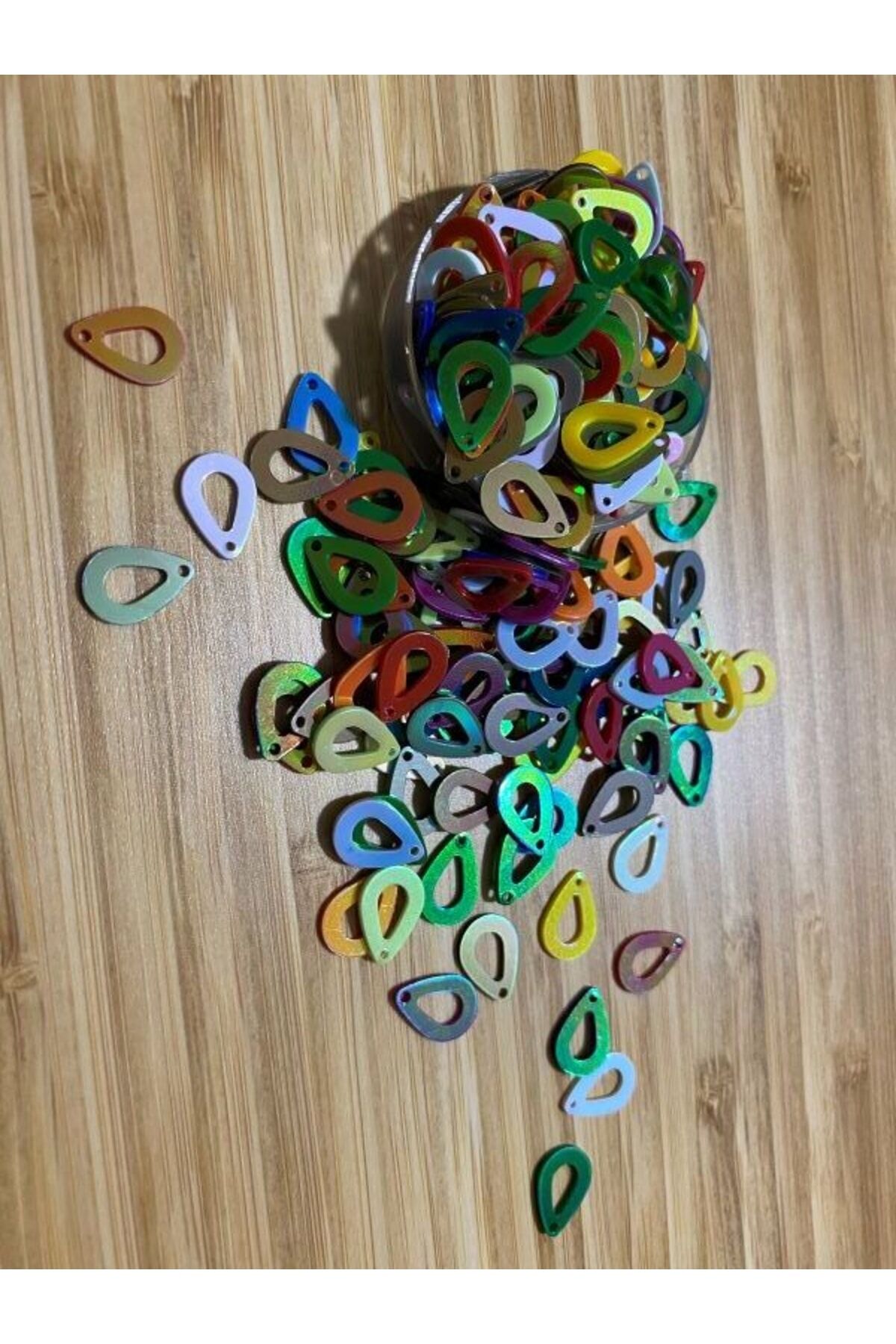 İçi Boş Renkli çekecek Pleksi Janjan Süs Ve Işleme Küpe Pul 12x9mm. 15gr.