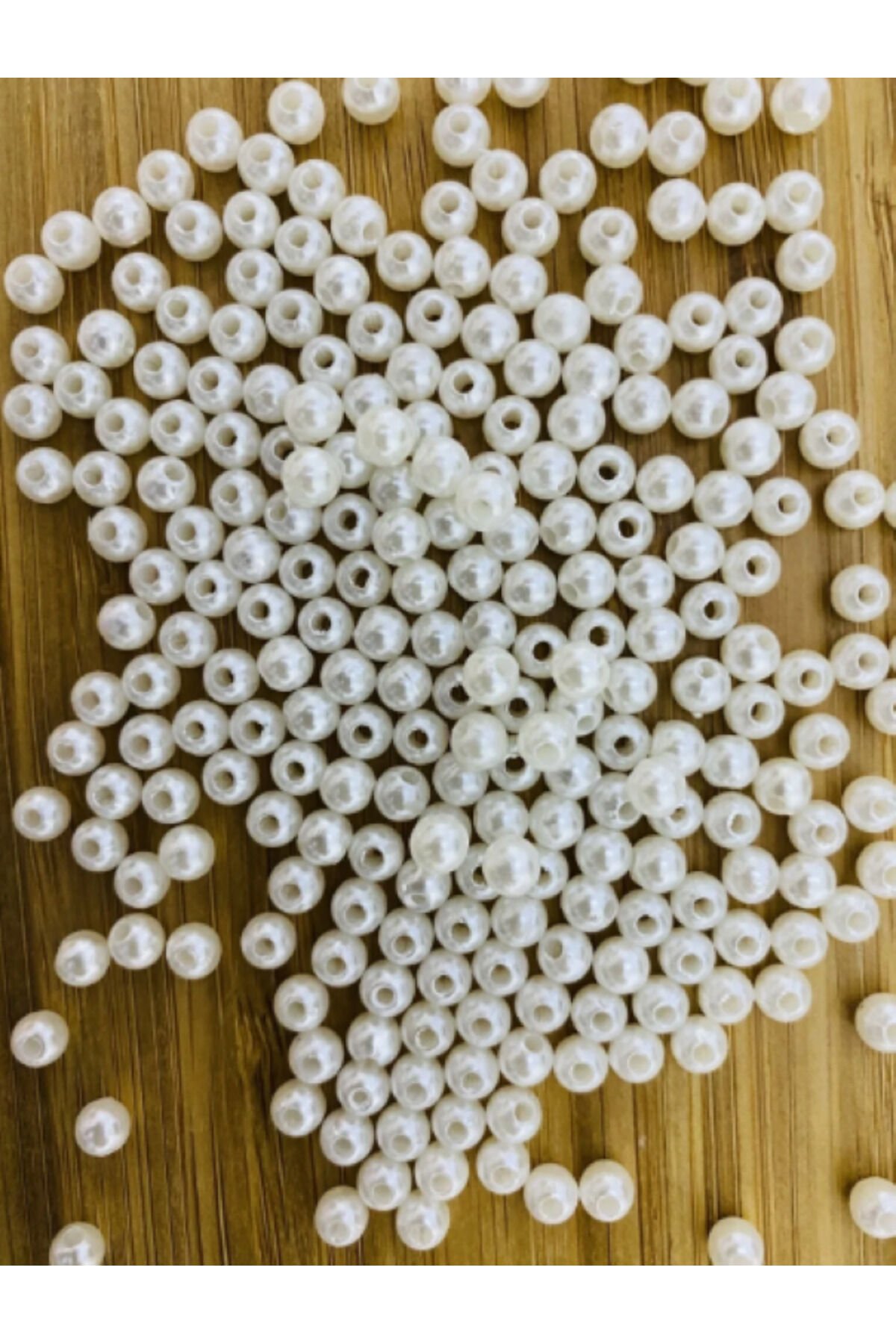 Oya, Abiye, Havlu, Patik, Kolye ve Bileklik El işleme plastik inci No:5. Beyaz. Tahmini 420 adet.
