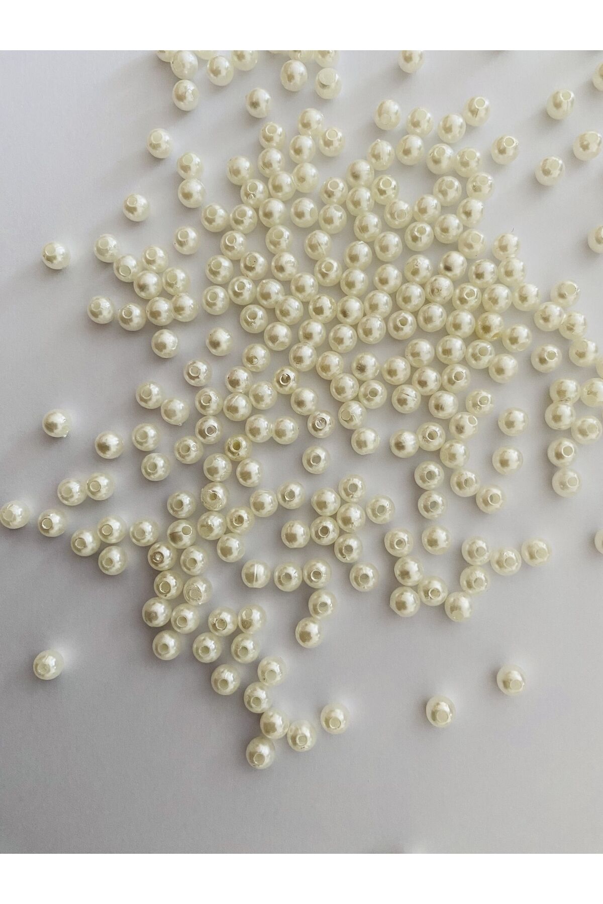 Oya, abiye, havlu, takı ve çeyizlik el işleme plastik inci. No:6. Krem.