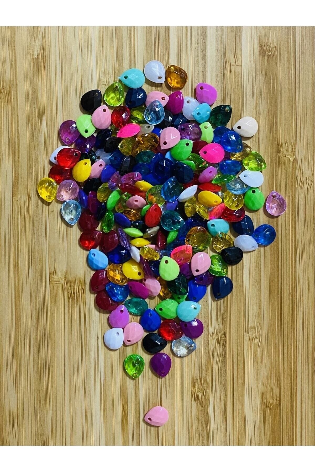 Oya, Abiye, Havlu, Takı, Örgü vb. El İşleme Plastik Gözyaşı Damla Boncuk. 25gr. Tahmini 195 Adet.