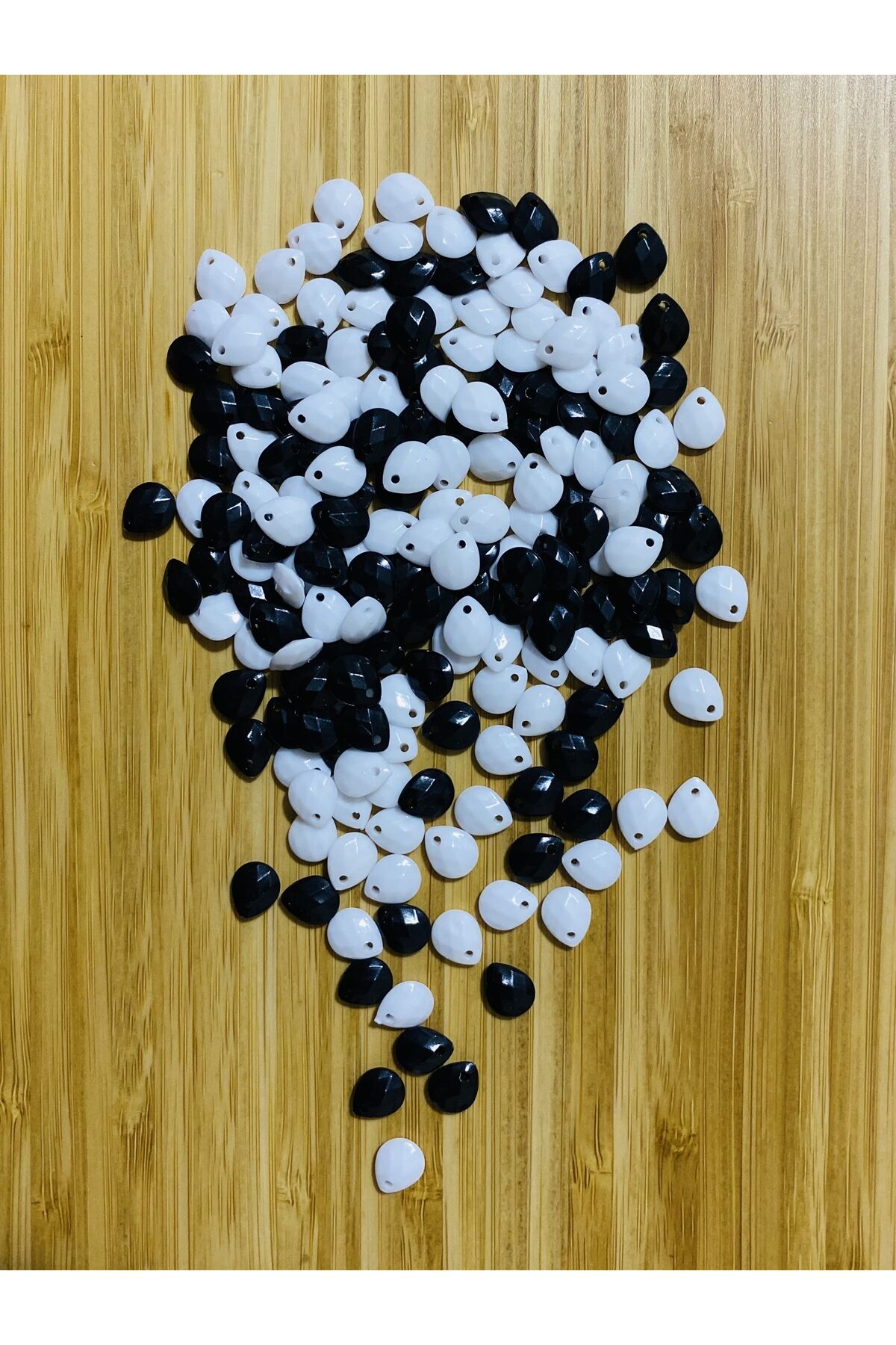 Oya, Abiye, Takı, Örgü El İşleme Plastik Gözyaşı Damla Boncuk. 25gr. Tahmini 195 Adet