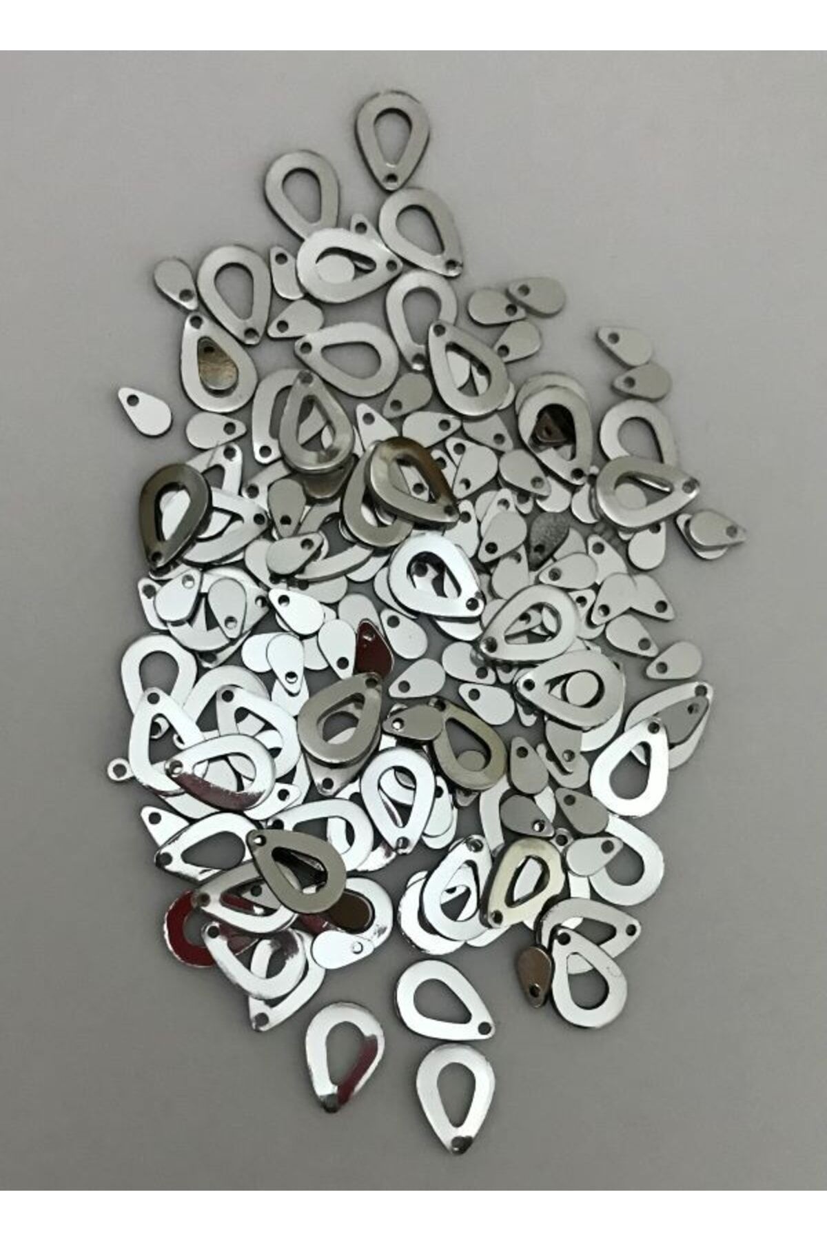 Analı kızlı çekecek Gümüş. Oya, Abiye, Halhal, Bileklik, Kolye Vb. Pleksi Plastik Pul. 20gr.