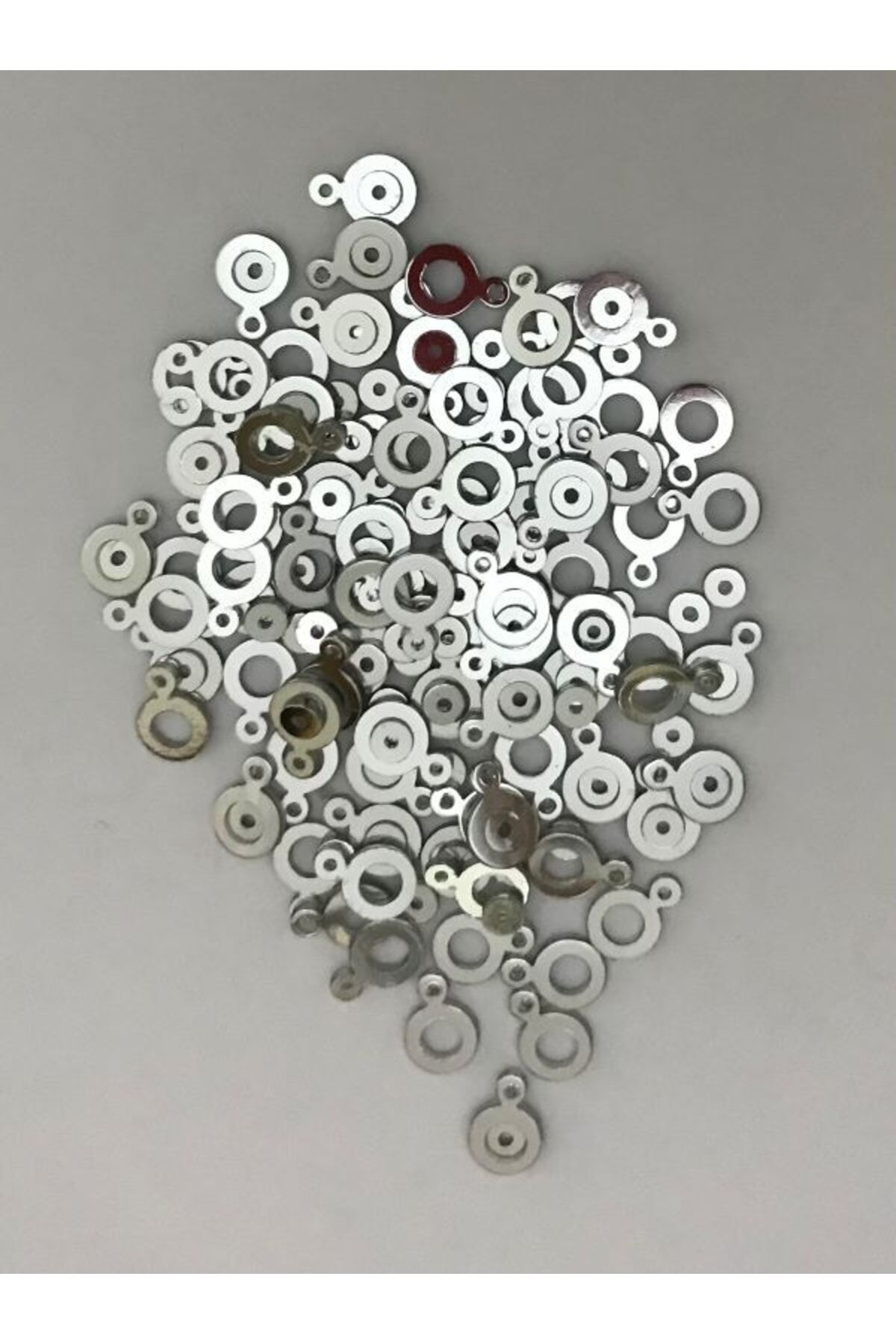 Analı Kızlı Kulplu Yuvarlak Oya, Abiye, Halhal, Bileklik, Kolye Vb. Pleksi Plastik Pul. 20gr.