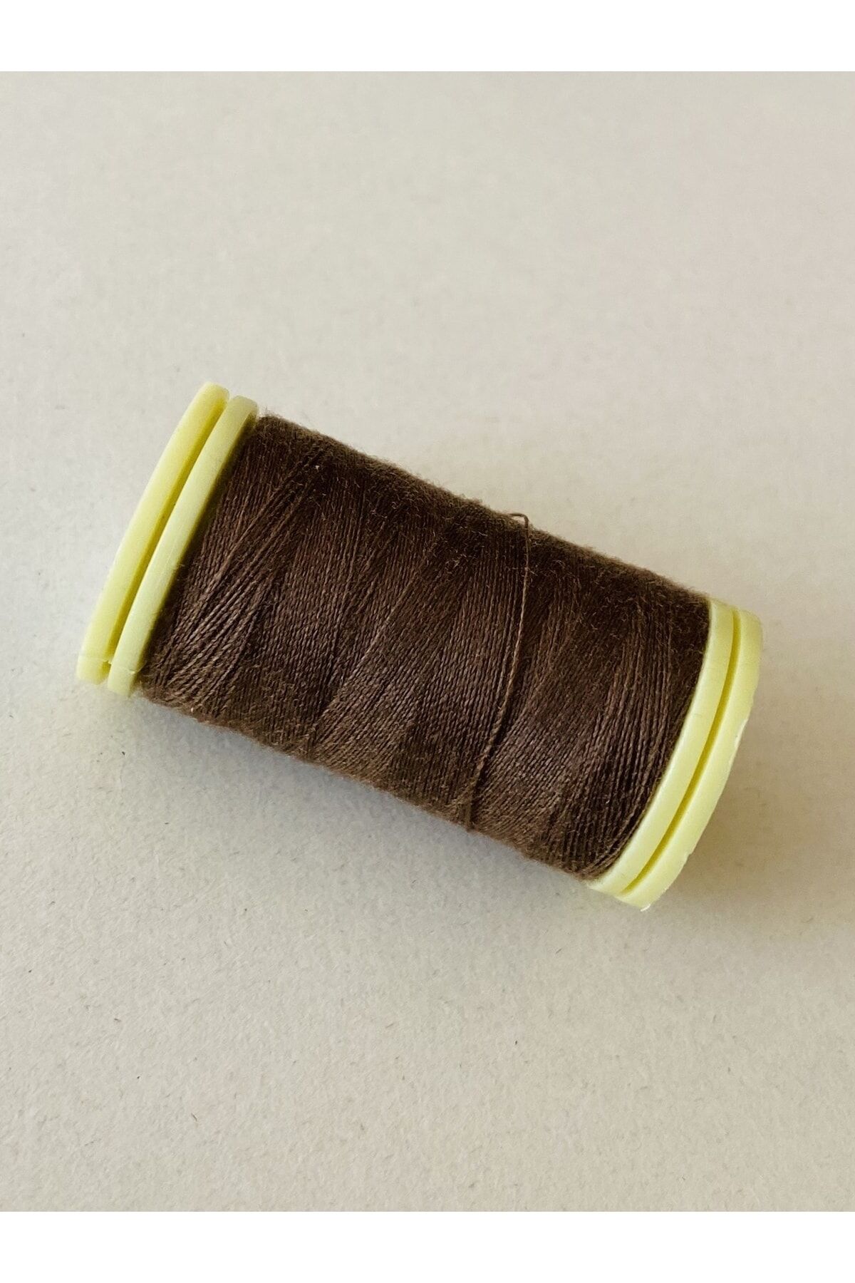 Polyester Dikiş İpliği. 6 adet. Varyant:3 Varyant:11