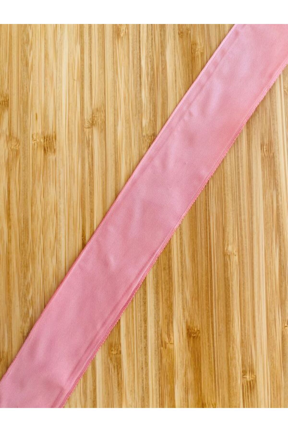 Saten Telli Kurdele. 38 mm. 2.5 metre.