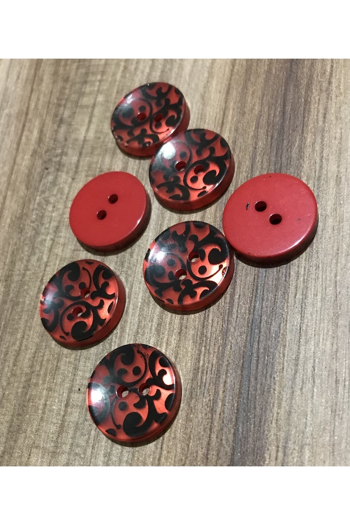 Sedef Düğme. 18mm. 7'li Pkt. Renk: Kırmızı.