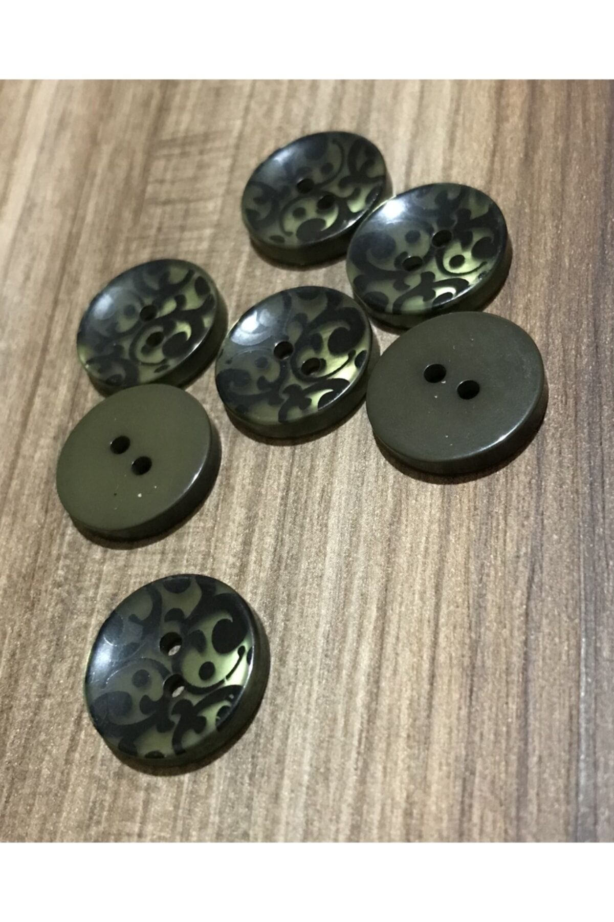 Sedef Düğme. 18mm. 7'li Pkt. Renk: Yeşil.