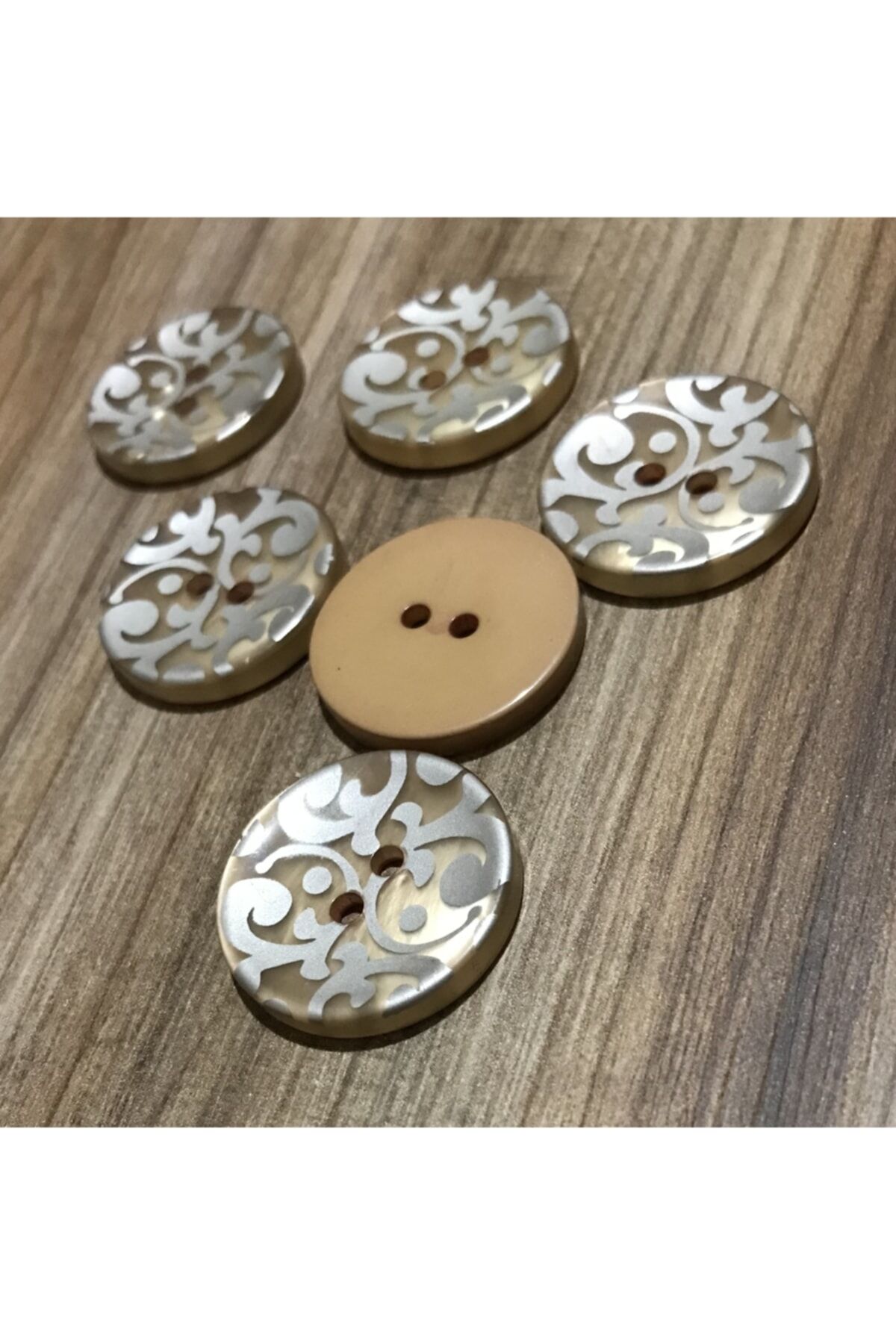 Sedef Düğme. 28mm. 6'lı Pkt. Renk: Bej.