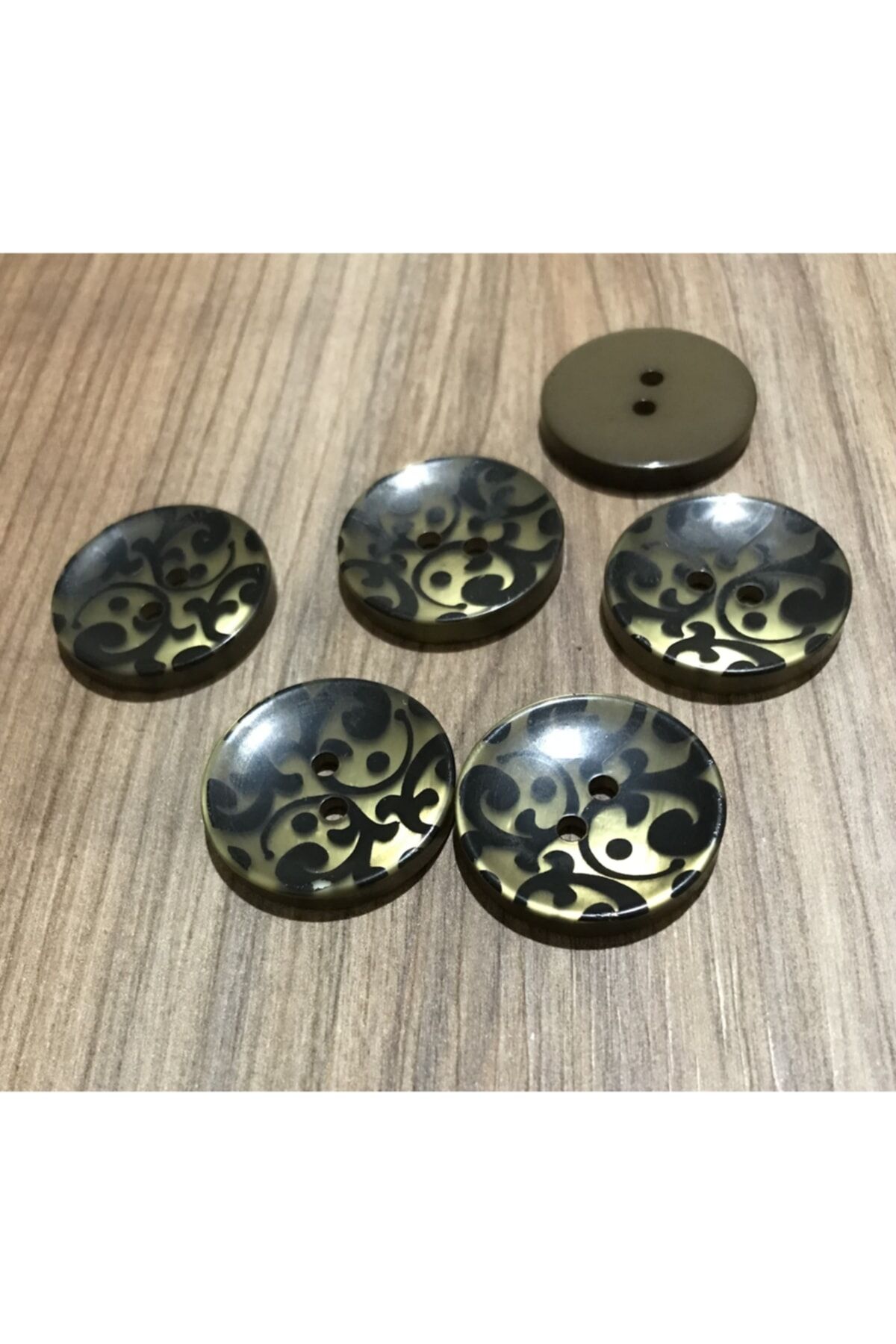 Sedef Düğme. 28mm. 6'lı Pkt. Renk: Haki.