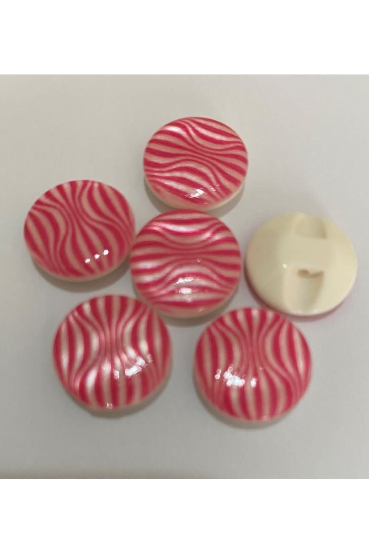 Sedef Kaplı Bebe Düğme. 1.5cm 6'lı Paket.