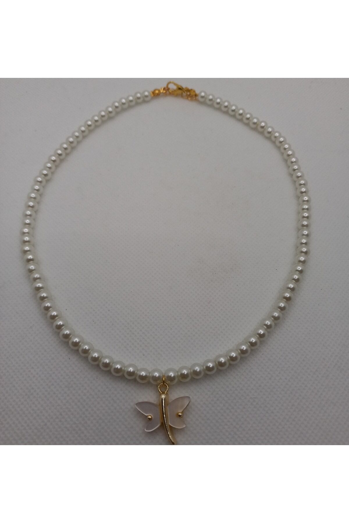 Sedefli Beyaz Kelebek Uçlu Beyaz Inci Kolye
