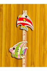 Dekoratif Boyalı Ahşap Balık Süs Düğme 30 X 35 Mm. 3'lü Paket. Renkli.