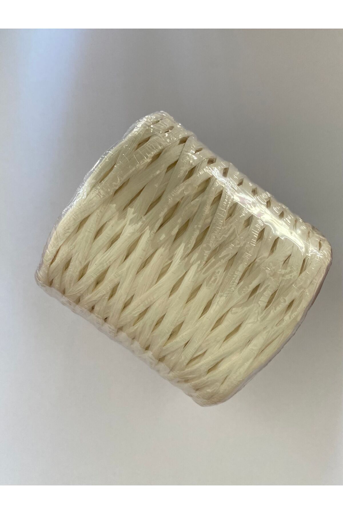 Kağıt (RAFYA) Örgü Ip. Çanta, Cüzdan, Şapka, Abajur, Kemer, Supla, Kırlent, Raner, Sepet. 2 Adet. Krem.