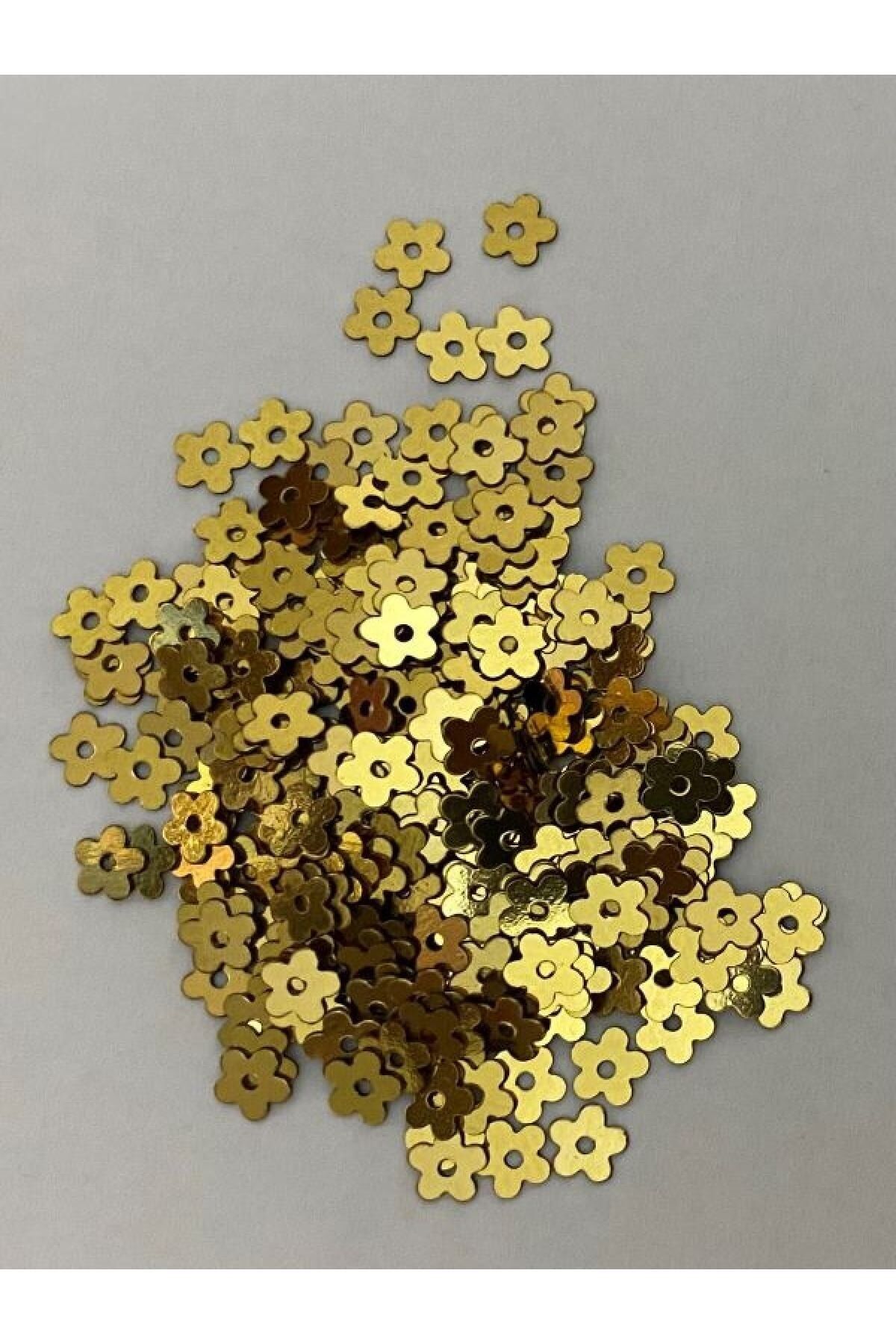 Metalik Kaplama Plastik Papatya El Işleme Pul. 5mm. 15gr. 2480-2500 Adet.