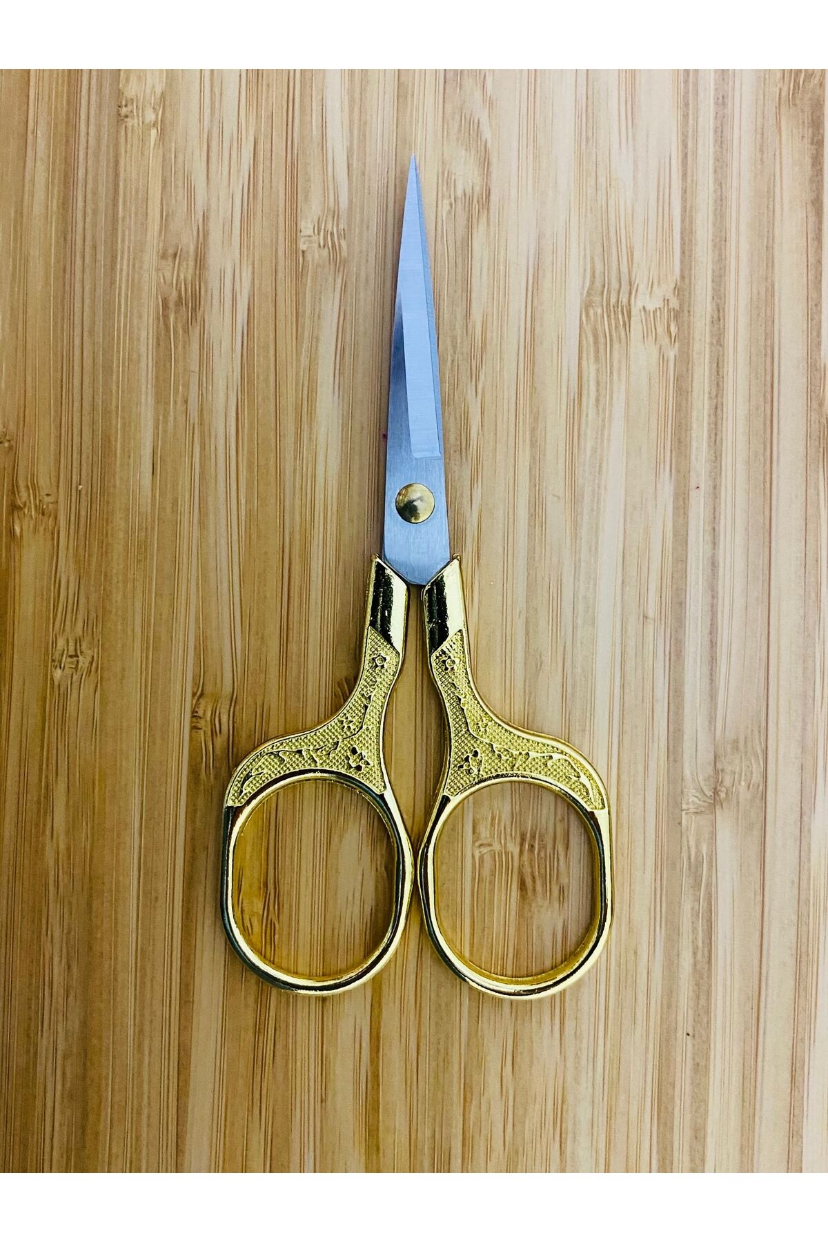 Antik Şekilli Makas. Evde, Ofiste, Dikiş, Nakış, Söz, Nişan, Düğün ve Davetiyelerde. 12.5cm.