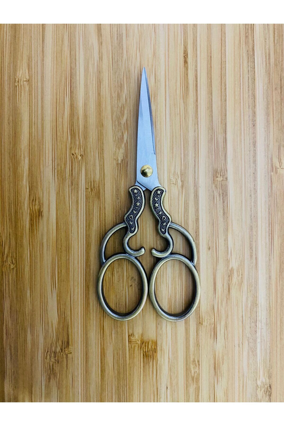 Antik Şekilli Makas. Evde, Ofiste, Dikiş, Nakış, Söz, Nişan, Düğün ve Davetiyelerde. 13cm