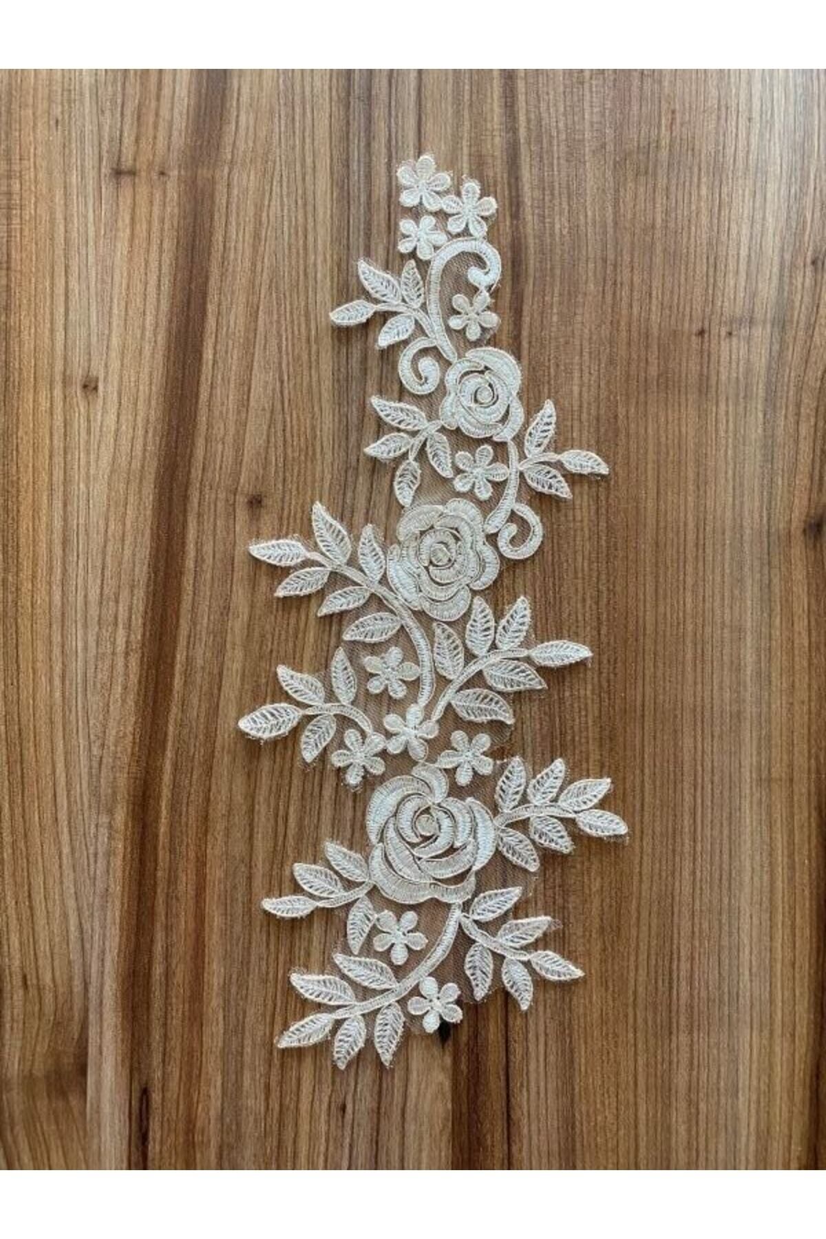 Aplik Fransız Güpür. 15x35.5cm. 1 Adet.