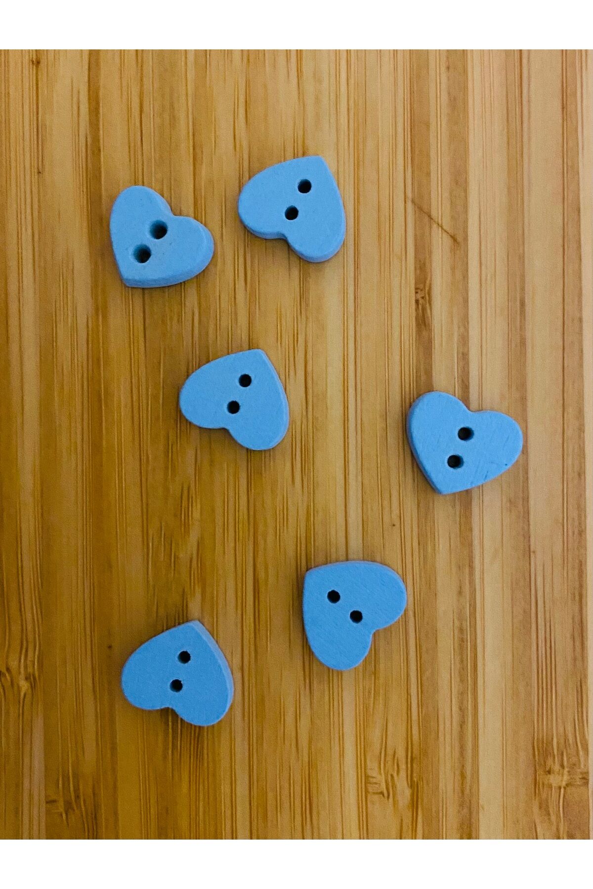 Kalp Şekilli Boyama Ahşap Düğme 13 x 14mm.  6'lı Paket. Mavi.