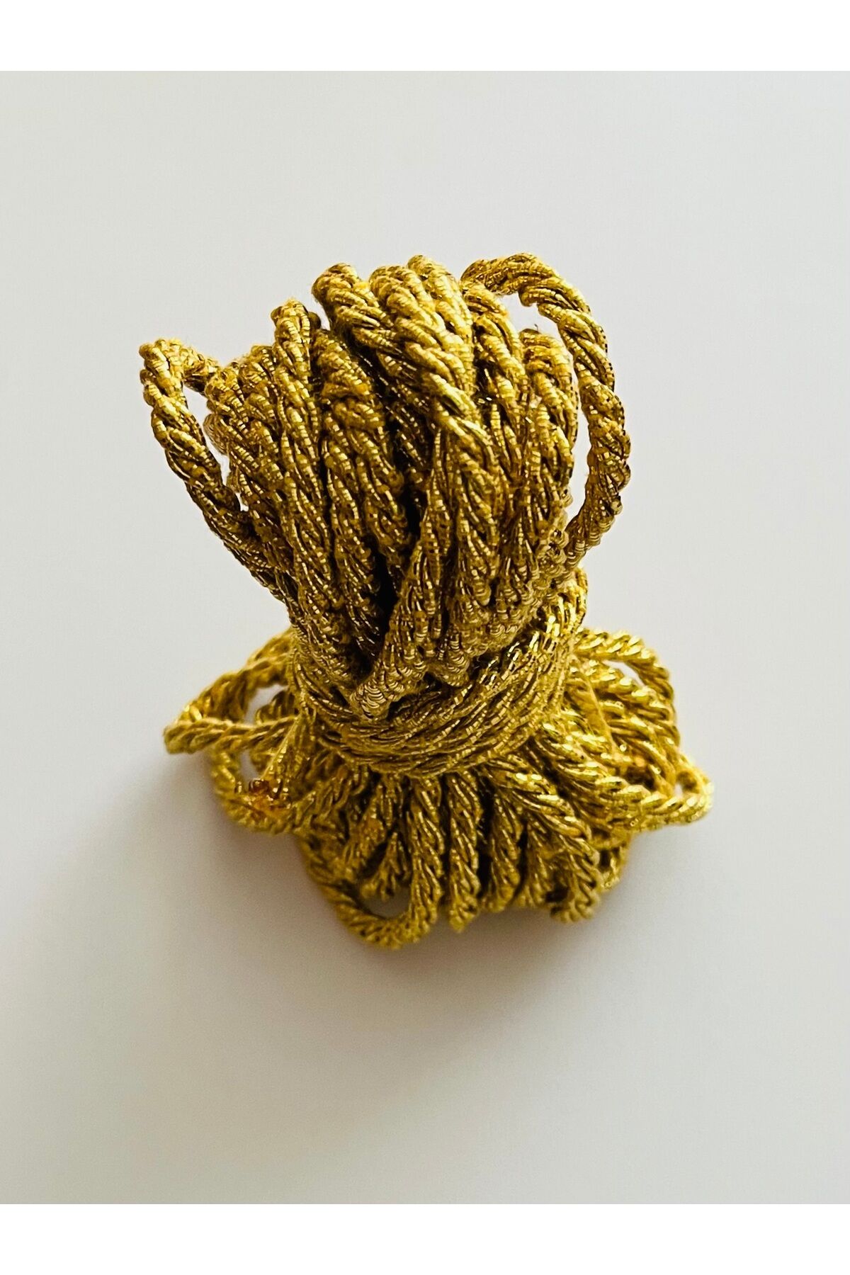 Sim Kordene, Kordon, Ribon 5mm. 7.65 metre. Gold.