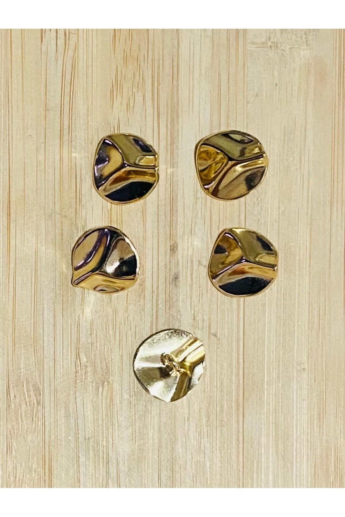 Z.A.R.A Model Şekilli Metal Düğme (kararmaz) 1.5 cm küçük boy 6 adet GOLD.