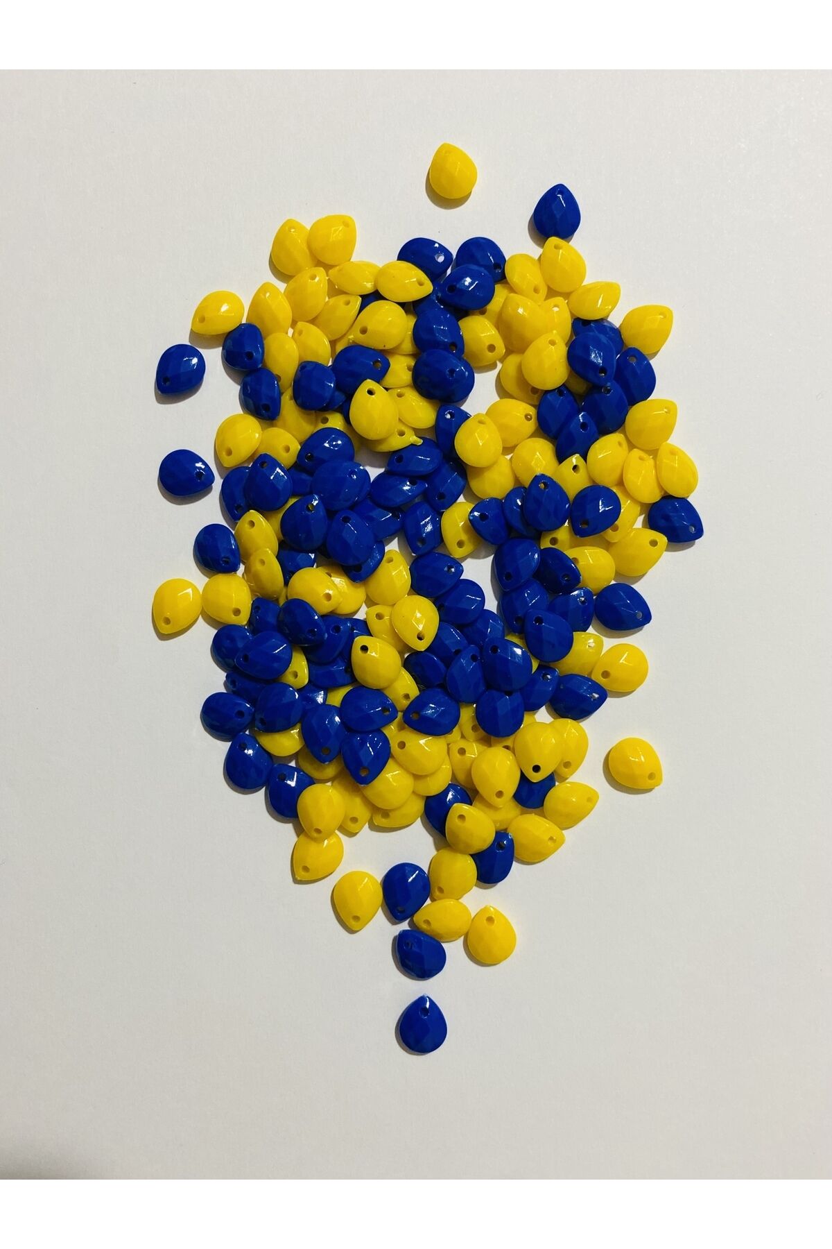 Örgü El İşleme Plastik Gözyaşı Damla Boncuk. 25gr. 195 Adet