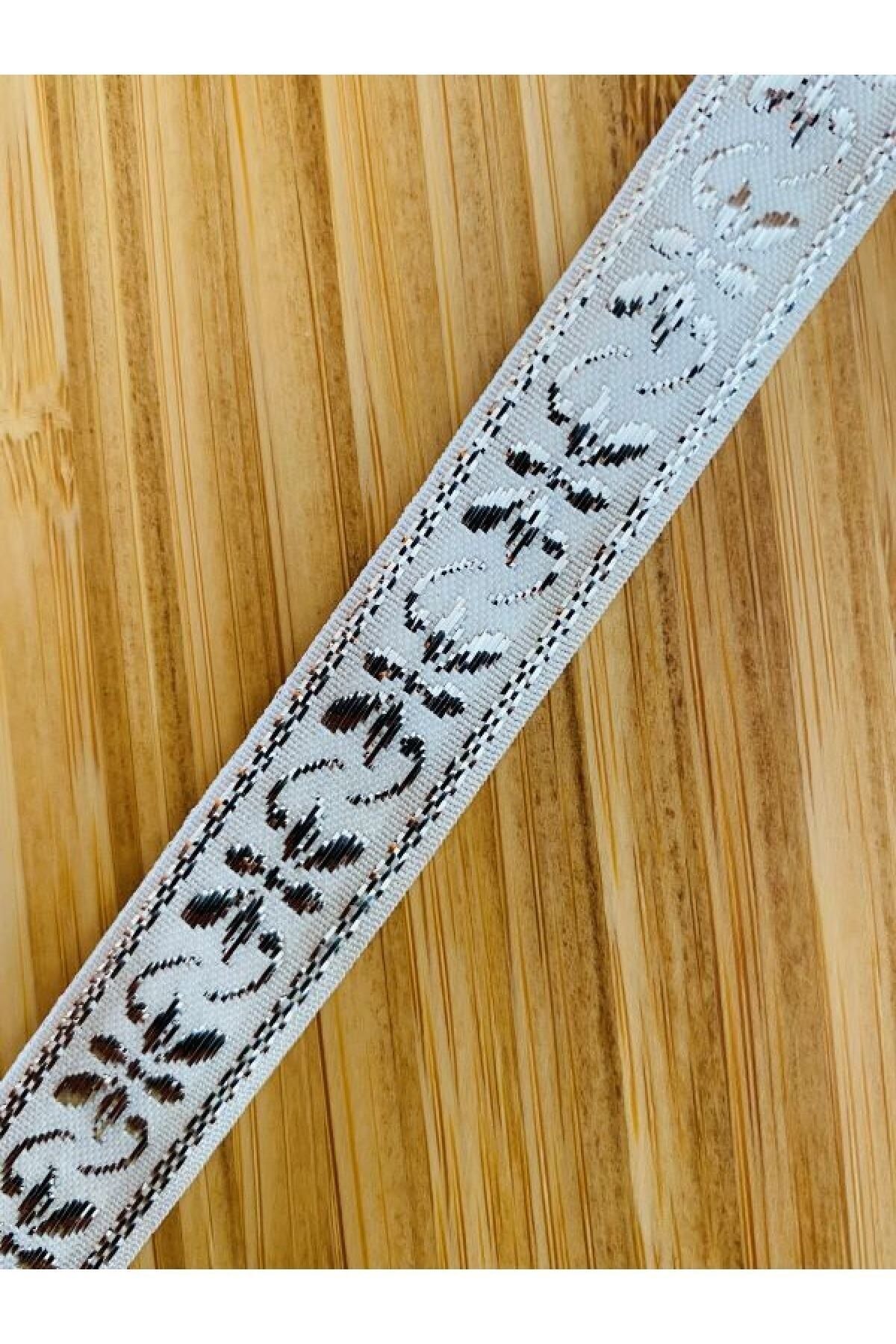 Dekoratif Şerit. 16mmx2metre. Beyaz. Gümüş Sim. No:8