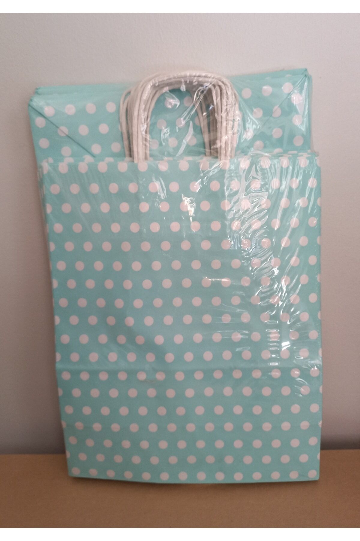 Karton Puantiyeli Hediye Poşeti 18x25x35 Cm 25 Adet