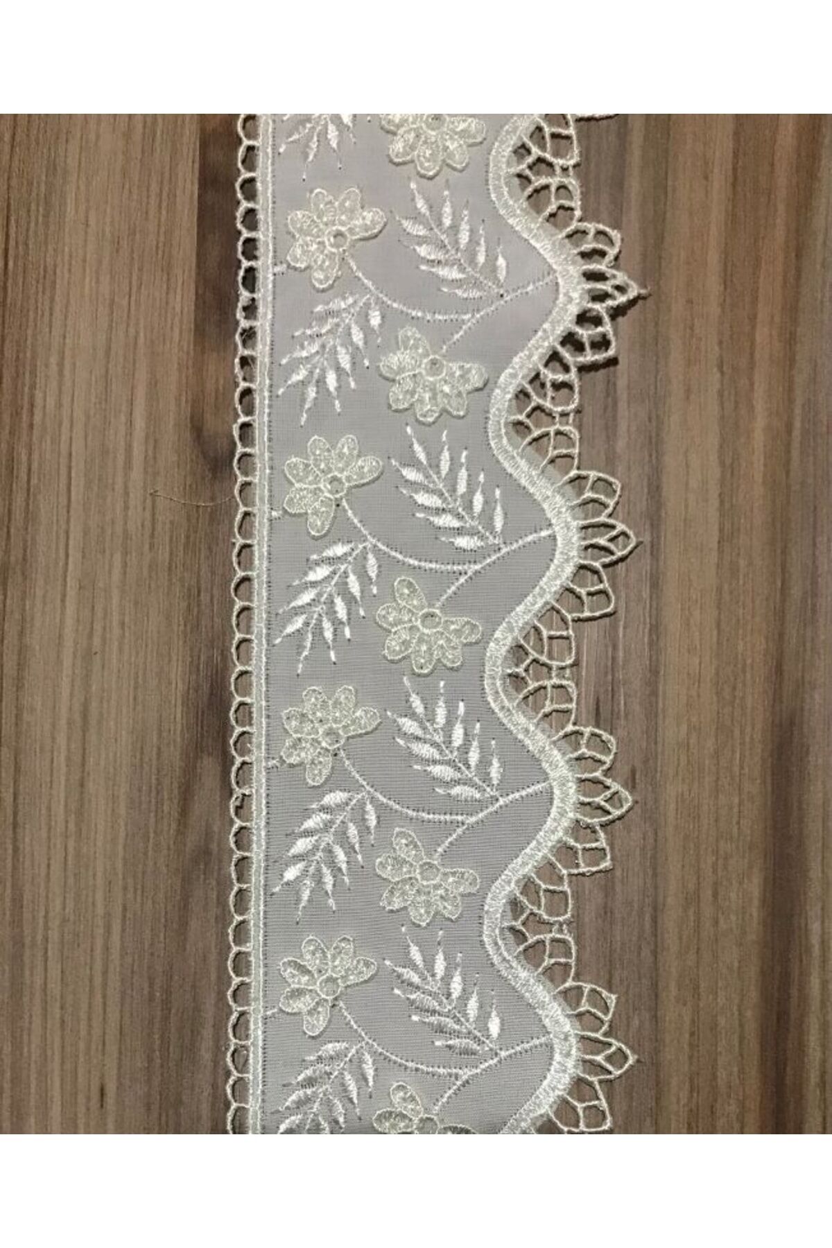 Kenar Güpür 10cmx1metre. 8419