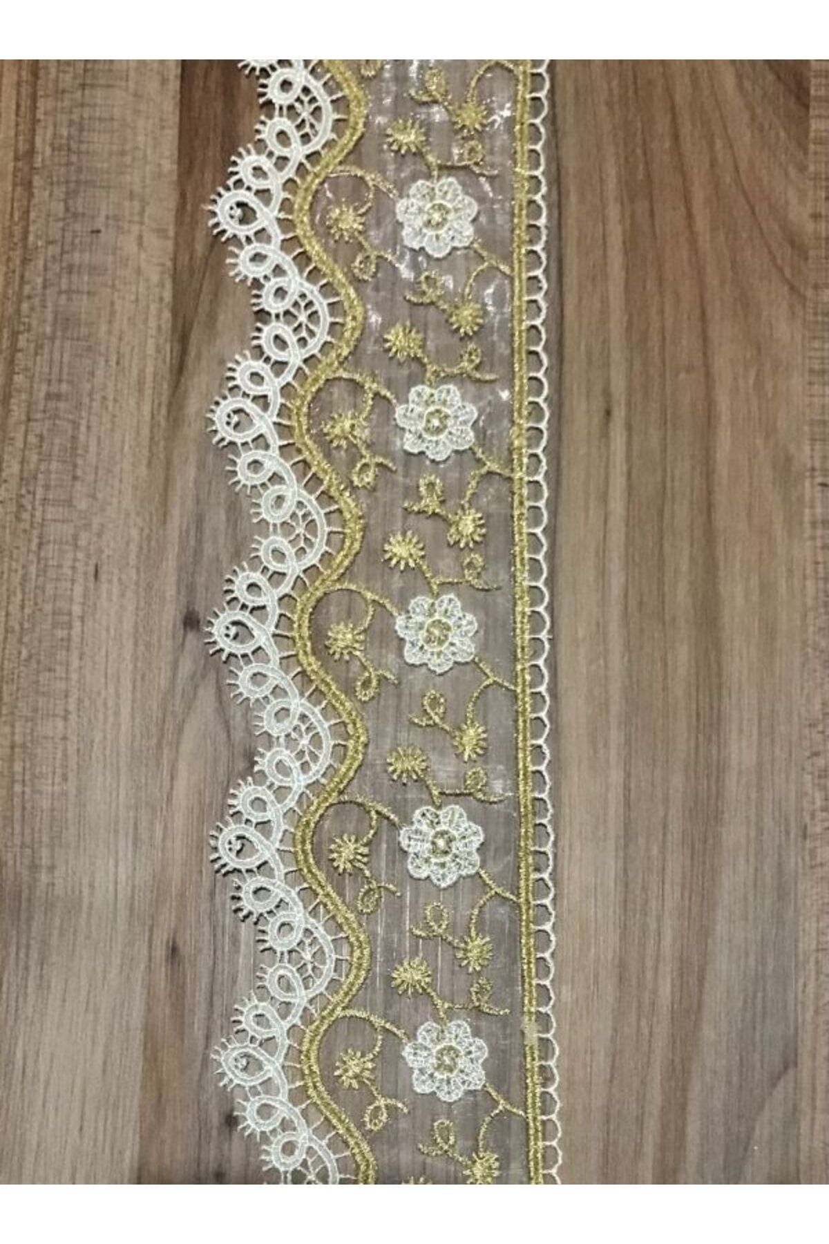 Kenar Güpür Simli 10cm X 1 Metre 8411.