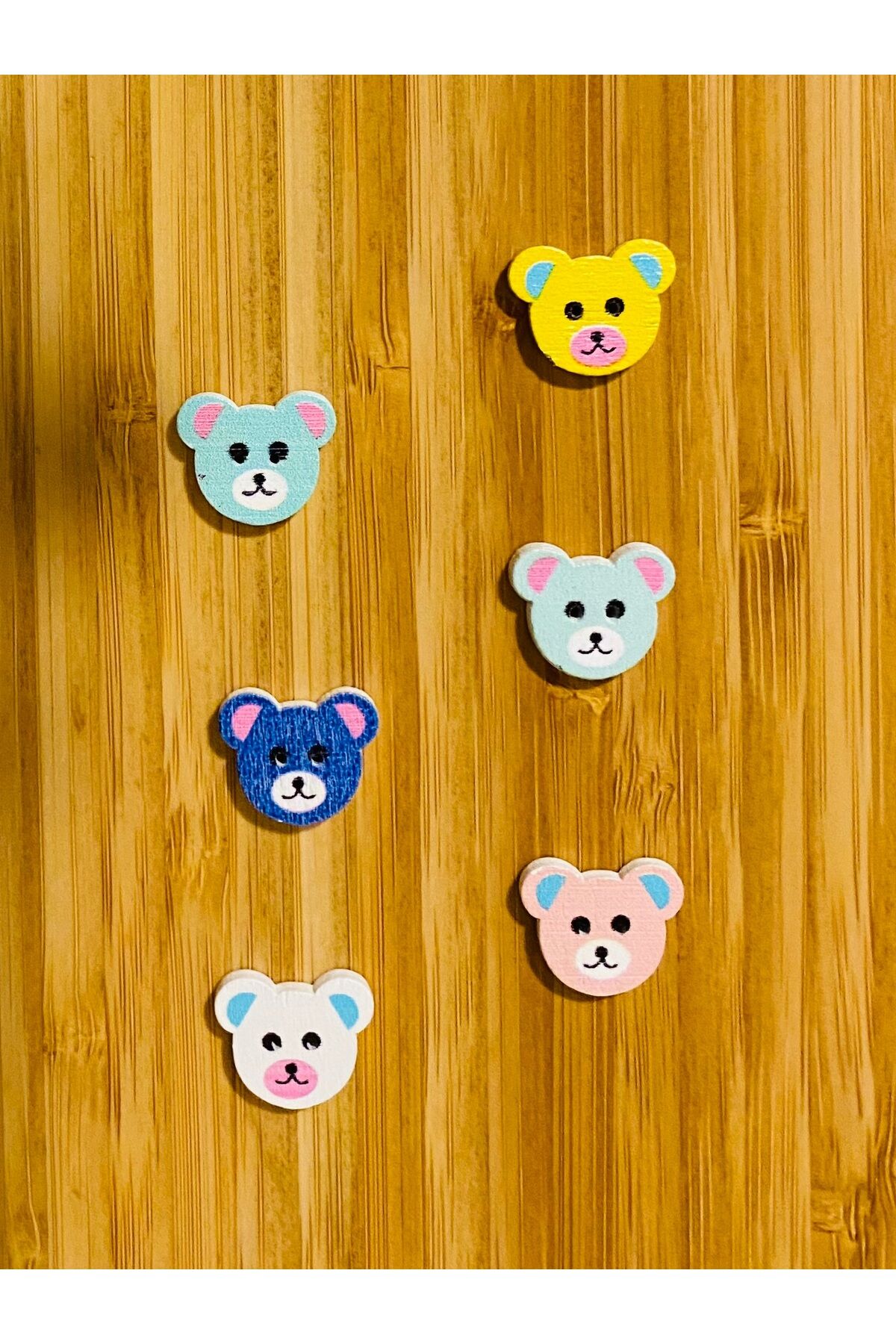 Ayıcık Şekilli Boyalı Ahşap Düğme 18 x 15 mm.  6'lı Paket. Mix V2.