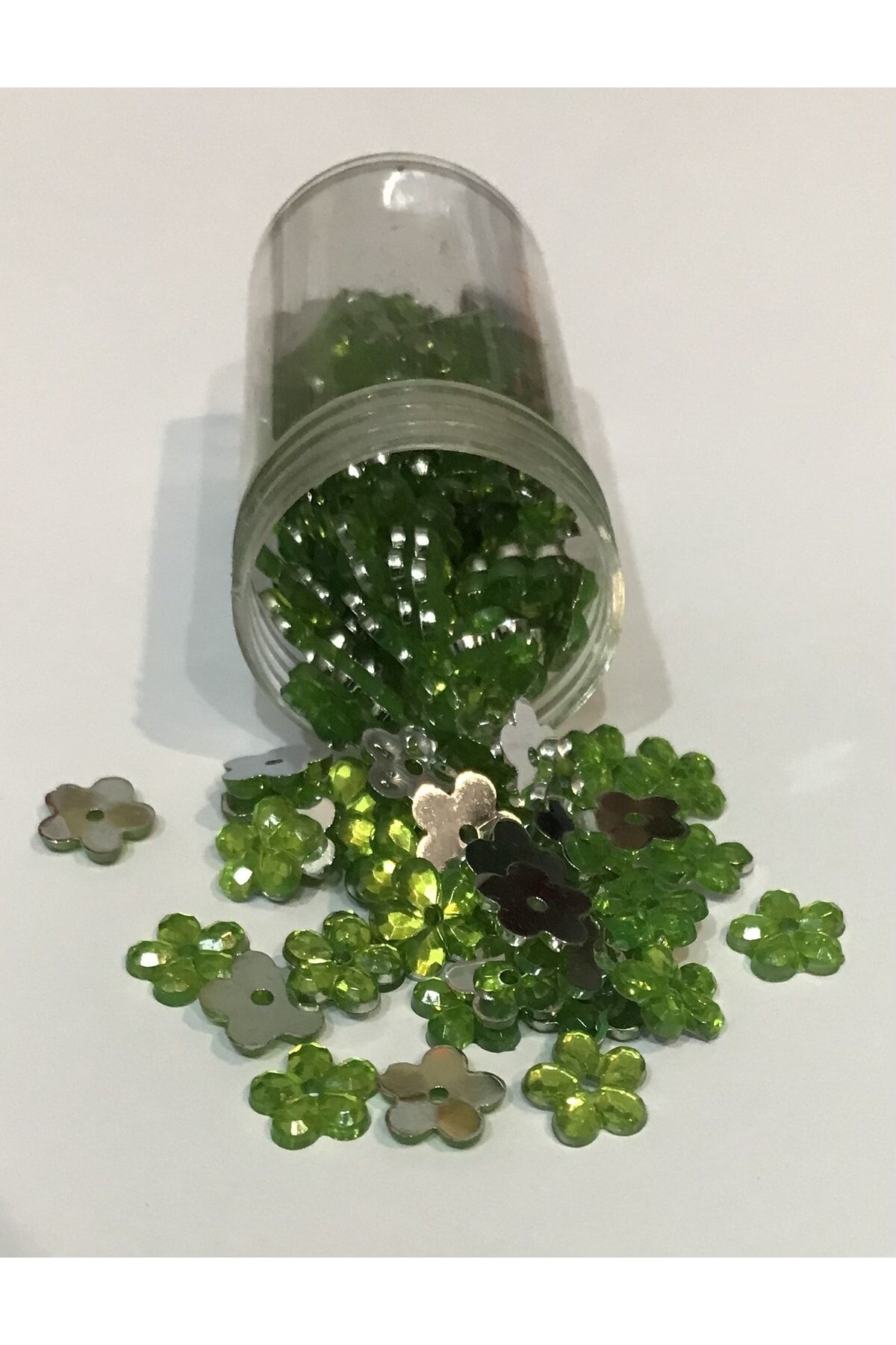 Papatya Işleme Pul. Paket Içi Tahmini 230 Adet. Renk: Açık Yeşil.