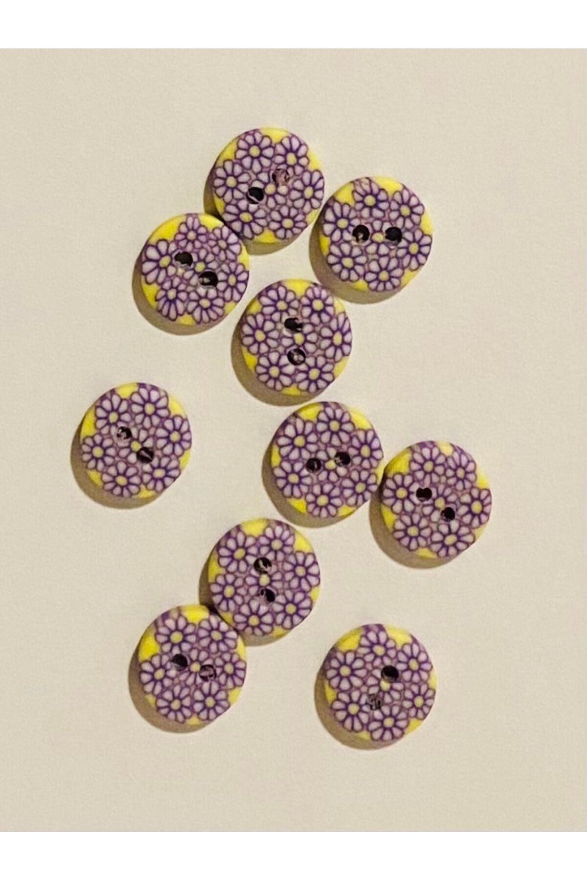 Desenli Yumuşak Düğme 13 mm 10'lu pkt. Renk: Lila.