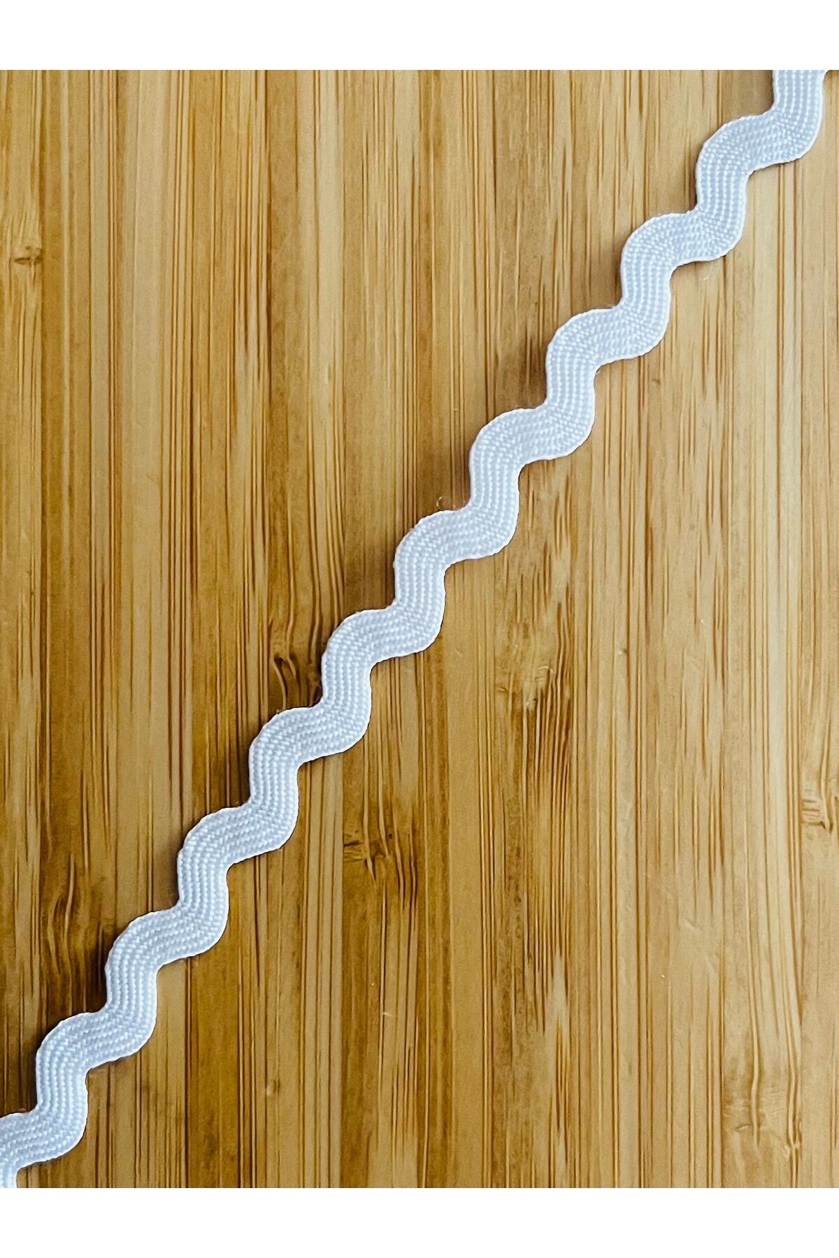 Su Taşı, Dekoratif Şerit. 1cm x 5metre. Beyaz.