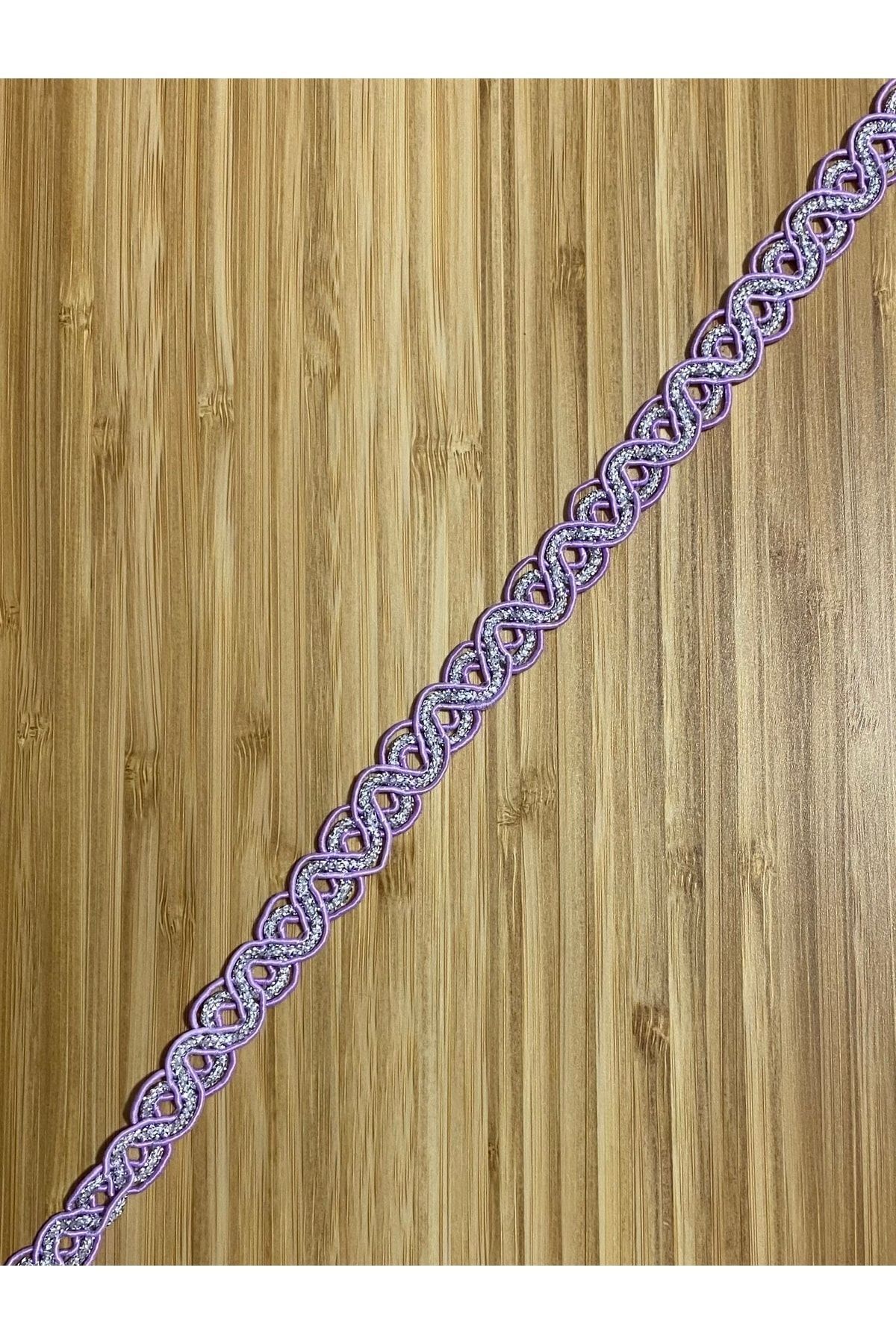 Dikiş Kapatıcı Dekoratif Şerit Gümüş Simli. 13mmx4metre. Lila.
