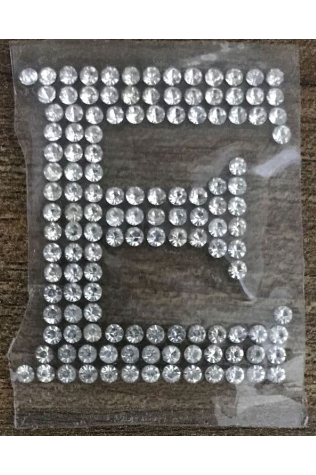 Swarovski Taş Yapıştırma Harf. 3.5x3cm.