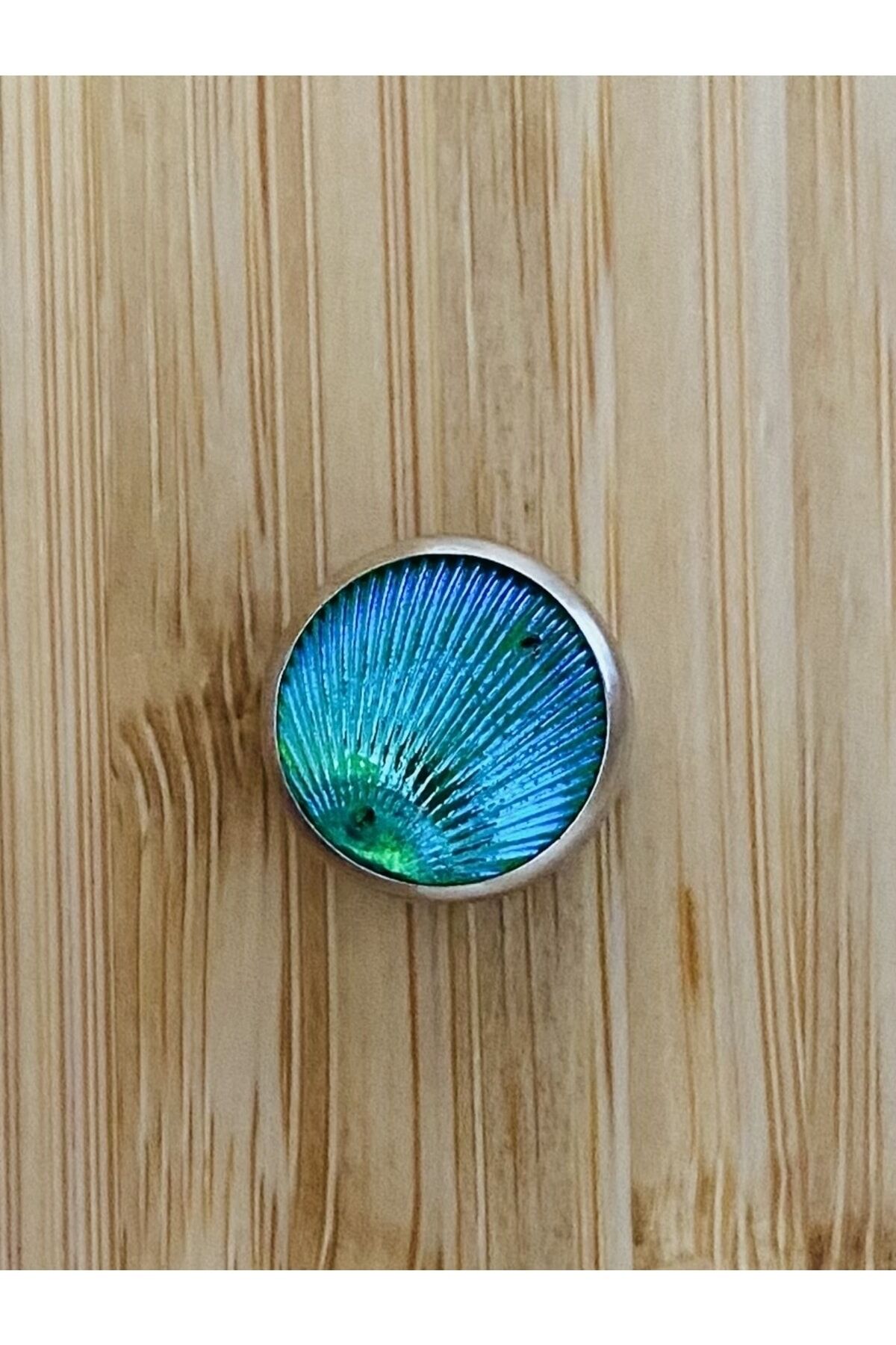 Şal ve Eşarp Mıknatısı. 1adet.