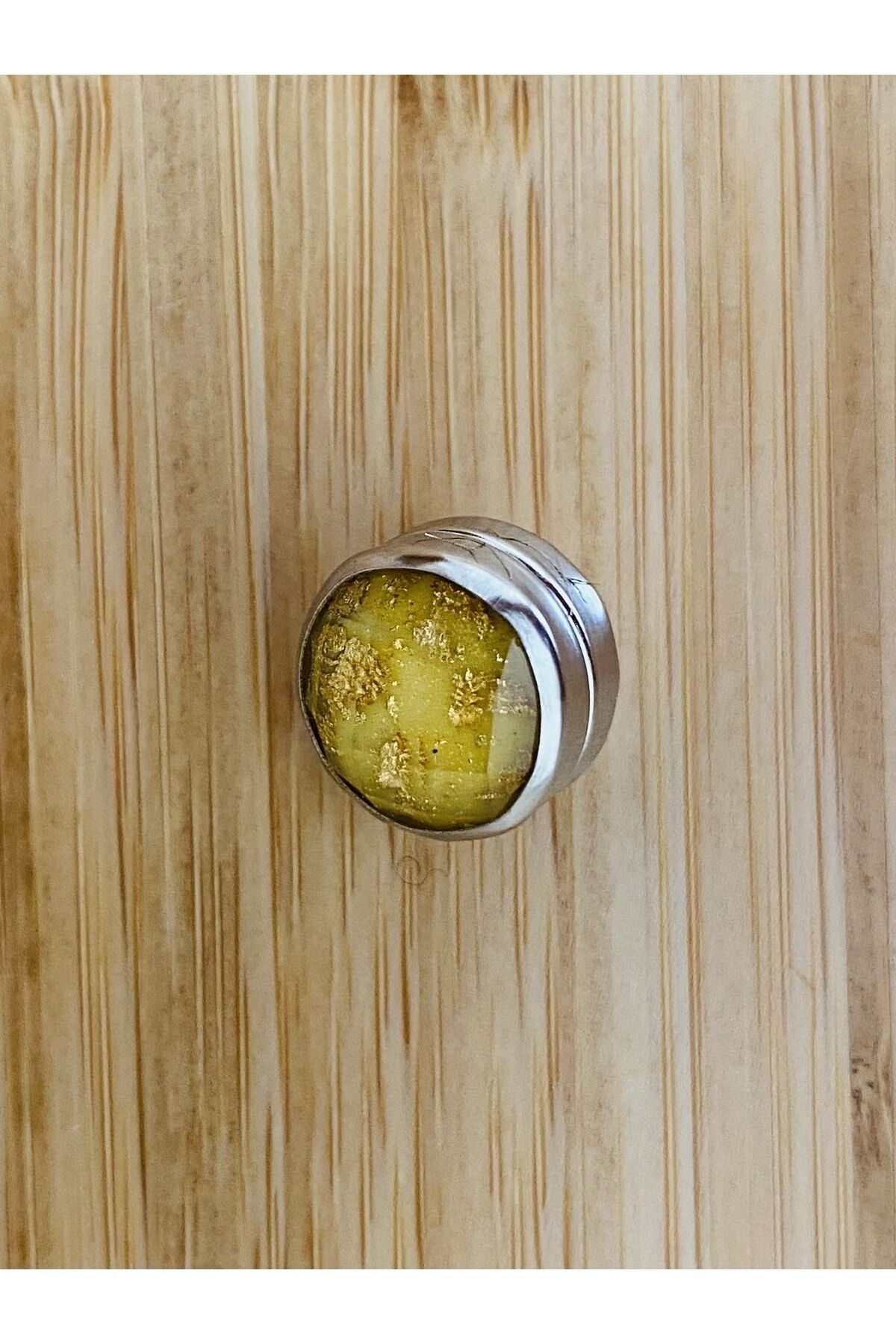 Şal ve Eşarp Mıknatısı. 1adet.