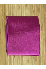 Dikişsiz Saten Bone. Renk: Fuşya.