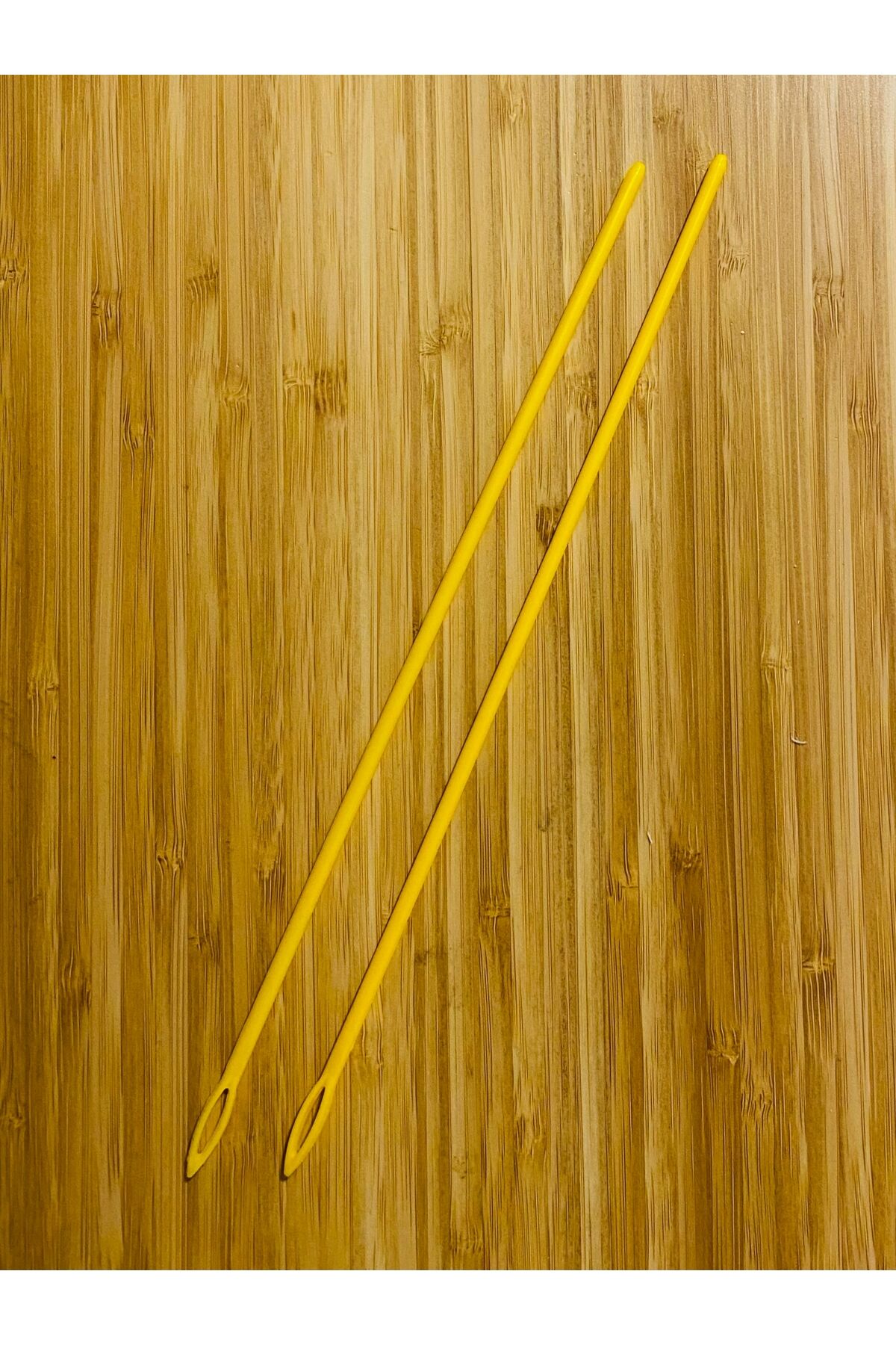 Kordon, Kaytan, etek, don ve paça lastik geçirme uzun plastik çuvaldız. 4mm x 25cm. 2'li paket