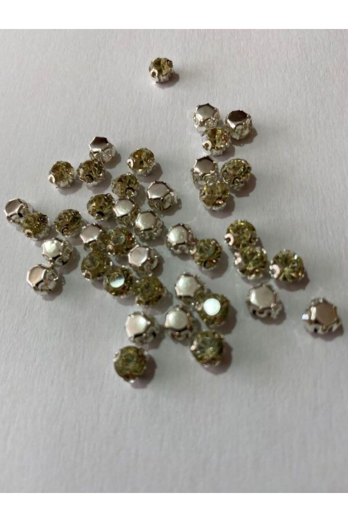 Dikme Taş 5mm 100 Adet Gümüş.