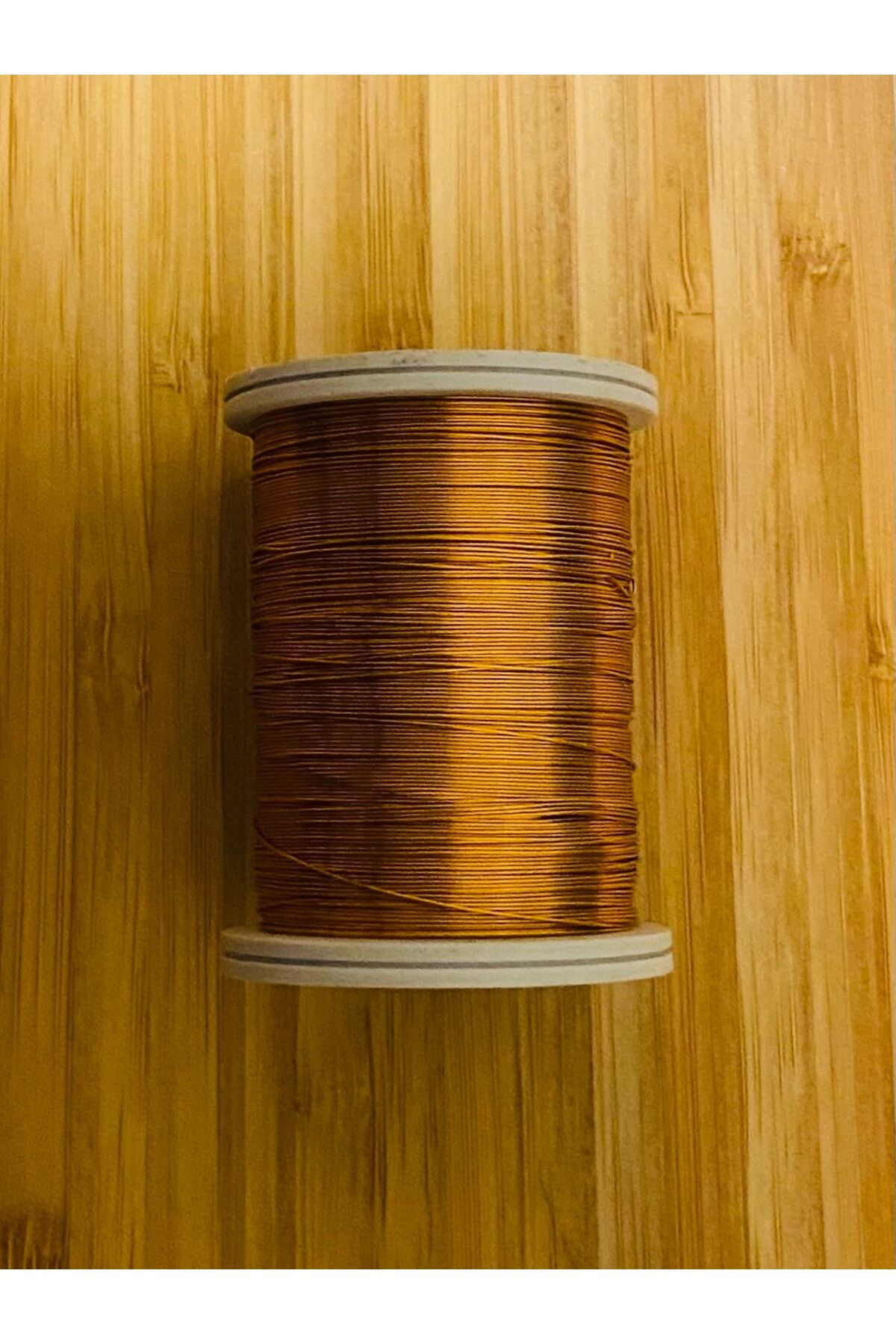 Koyu sarı Filografi ve oya çiçek teli No: 30. 45 +/-2 gram. Renk: 4