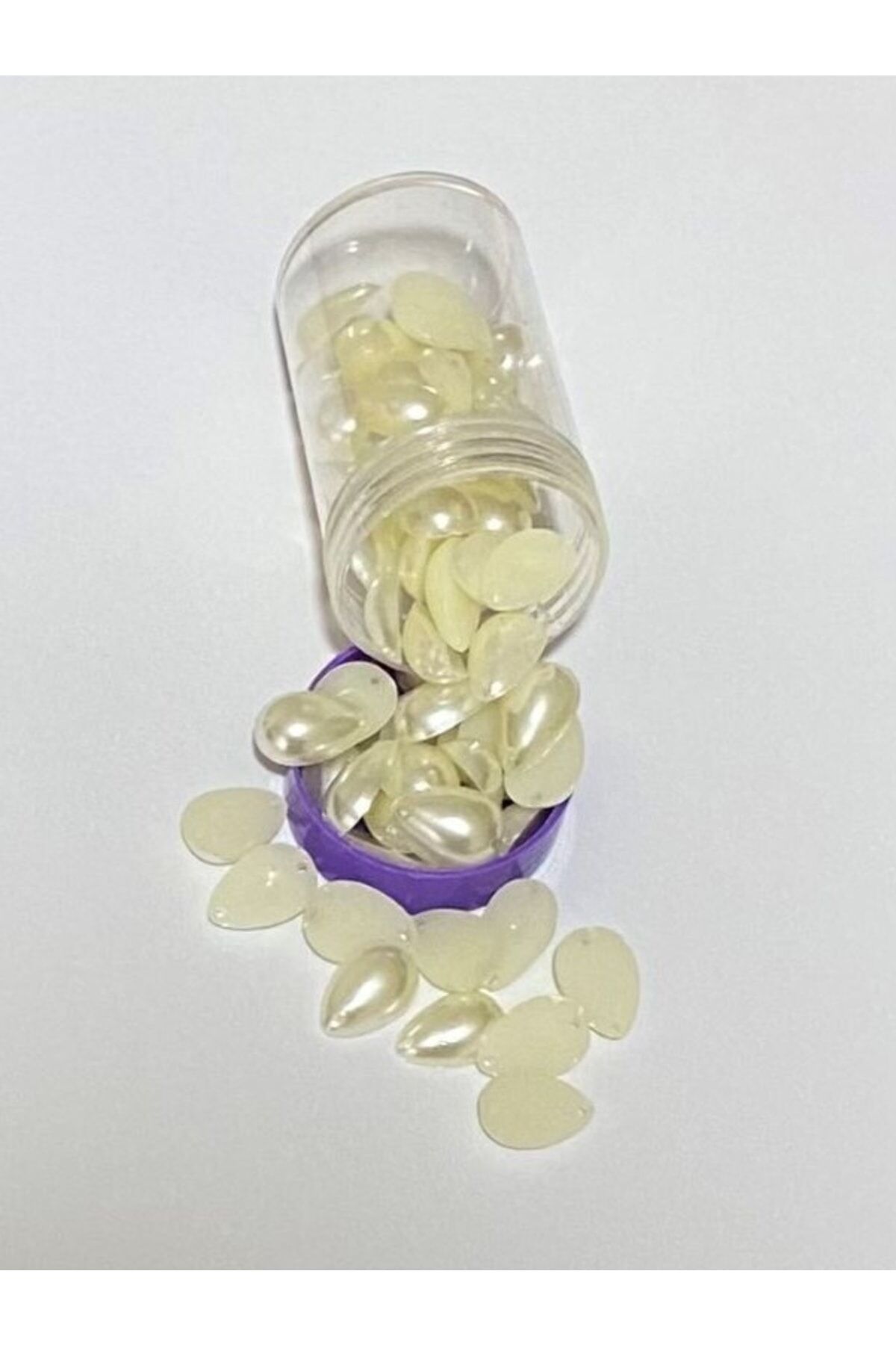 Dikmeli El Işleme Yarım Inci. Damla. Paket Içi 66 Adet. Krem.