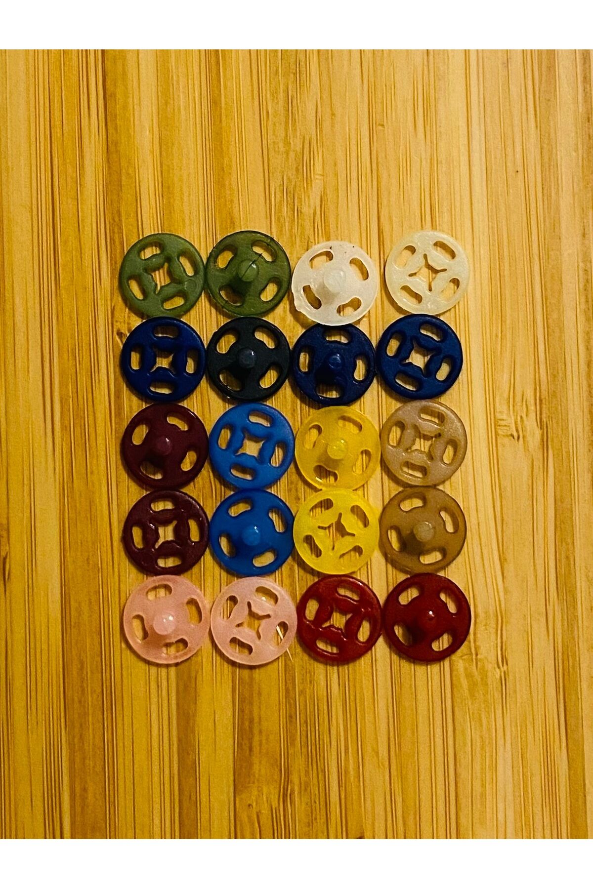 Dikmeli Plastik Çıtçıt 1cm (10mm) 10'lu (10 Çift) Paket. Renk: Karışık Renkli. V1.