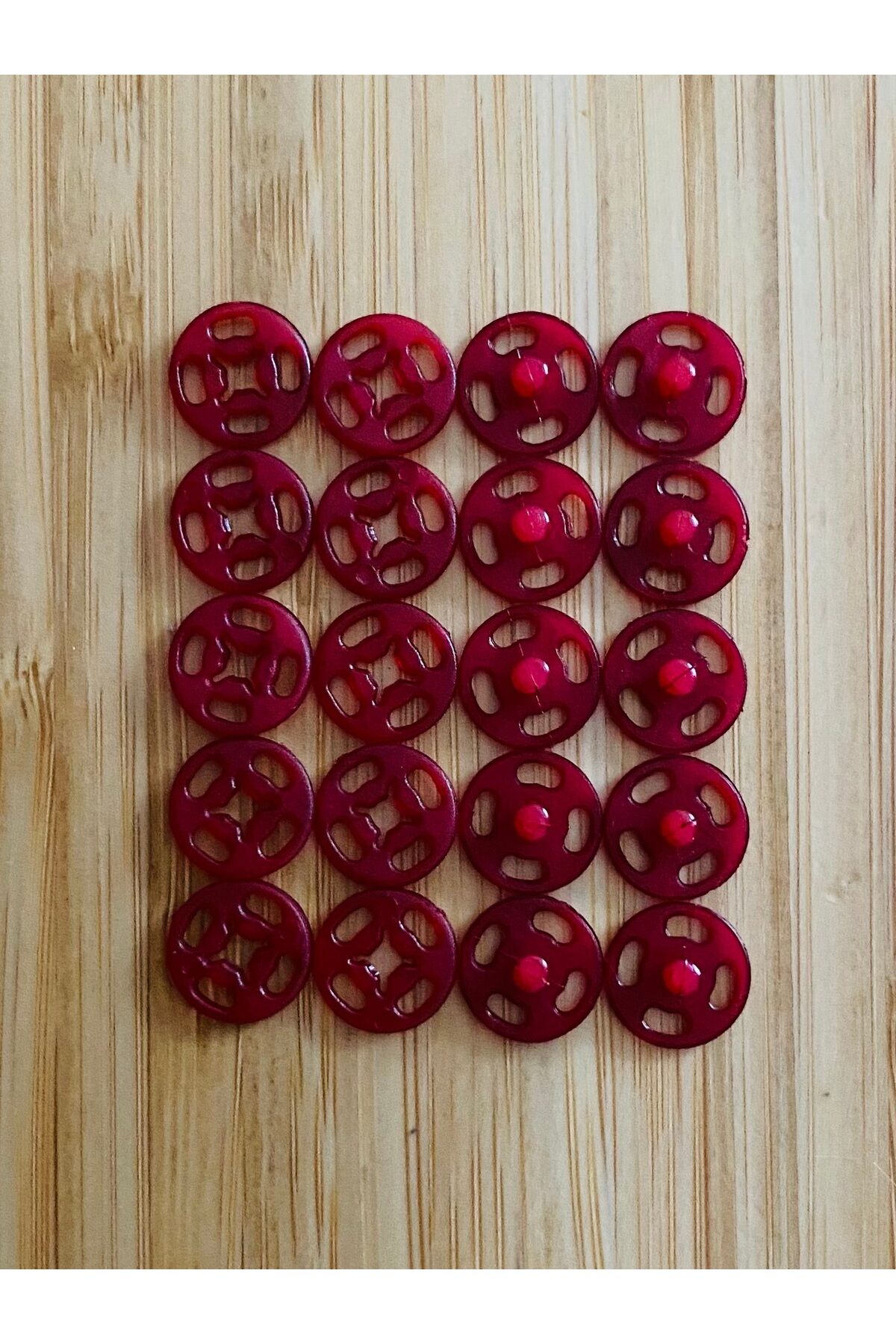 Dikmeli Plastik Çıtçıt 1cm (10mm) 10'lu (10 Çift) Paket. Renk: Kırmızı.