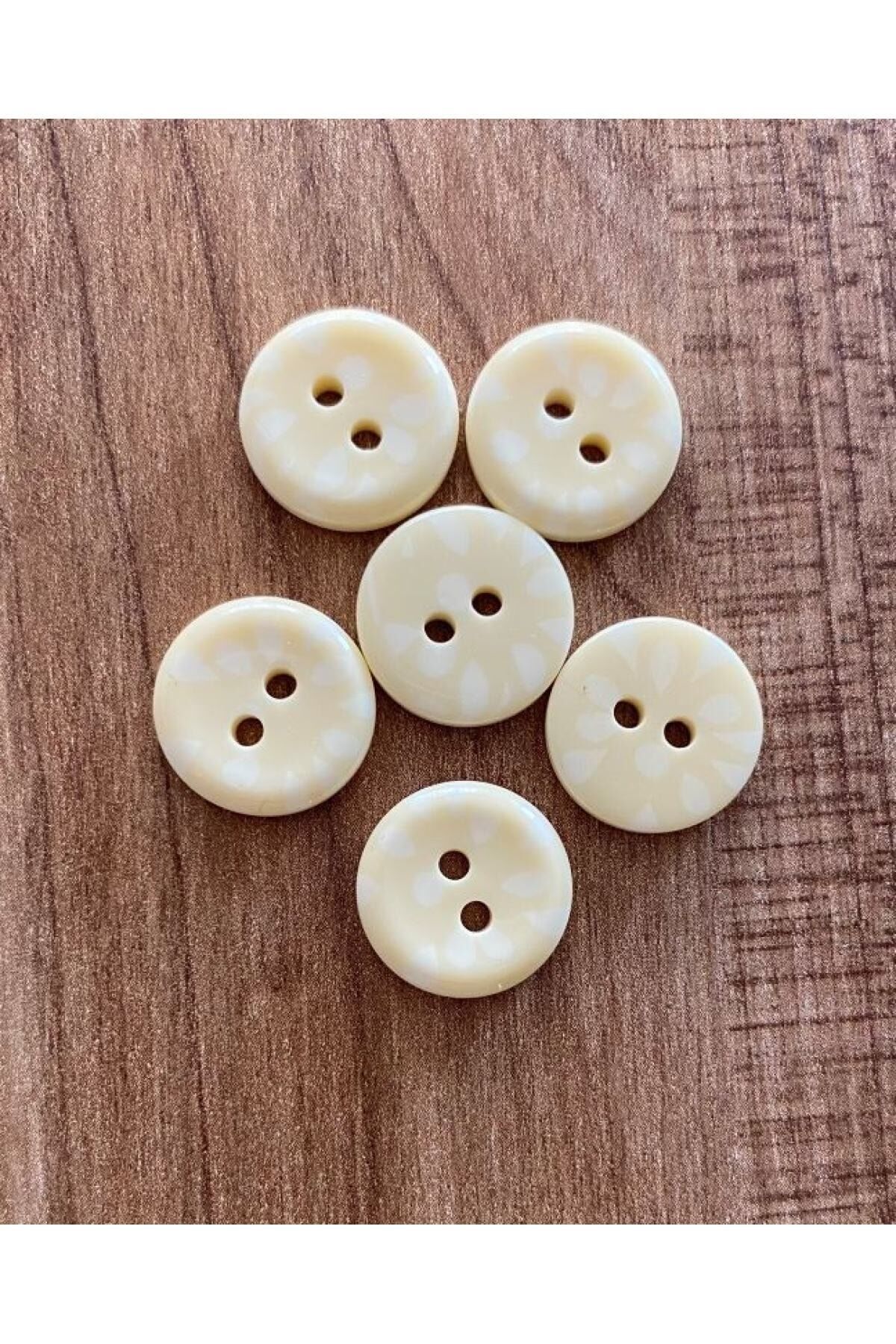 Benekli Polyester Bebe Düğmesi 1.5cm 6'lı Paket