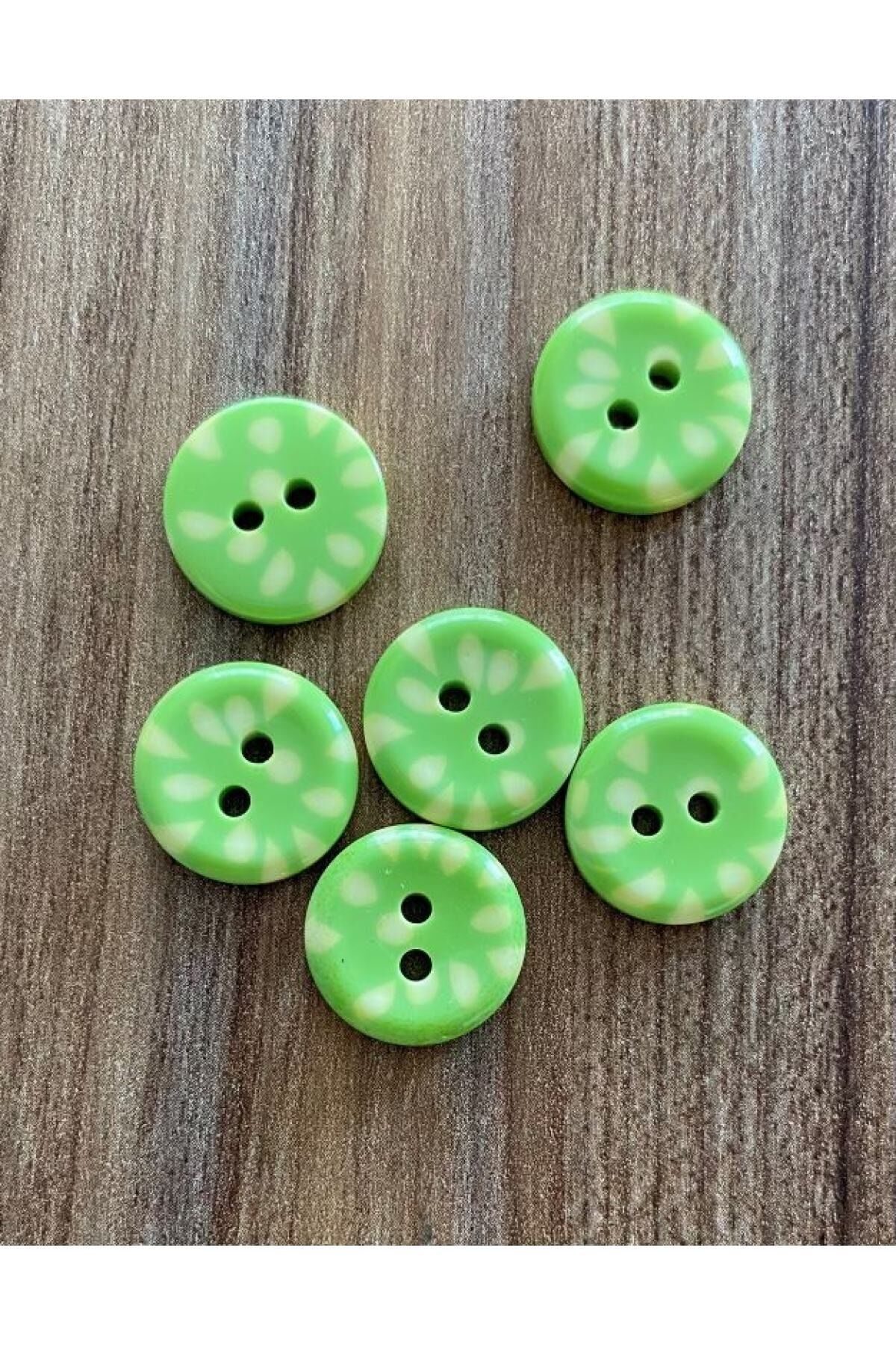 Benekli Polyester Bebe Düğmesi 1.5cm 6'lı Paket