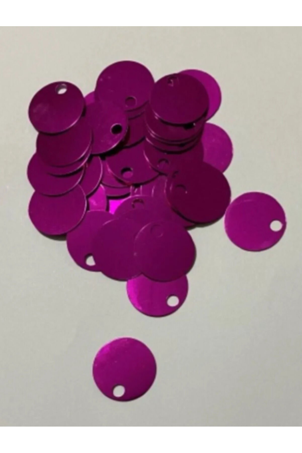 Patik, Çanta, Supla, Duvar Süsü Ve Makrame Plastik Pul. Fuşya. 20mm 25gr. Tahmini 150 Adettir.