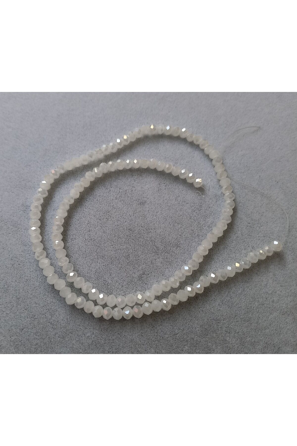 Beyaz Basık Kristal Boncuk 4mm 1dizi No.12